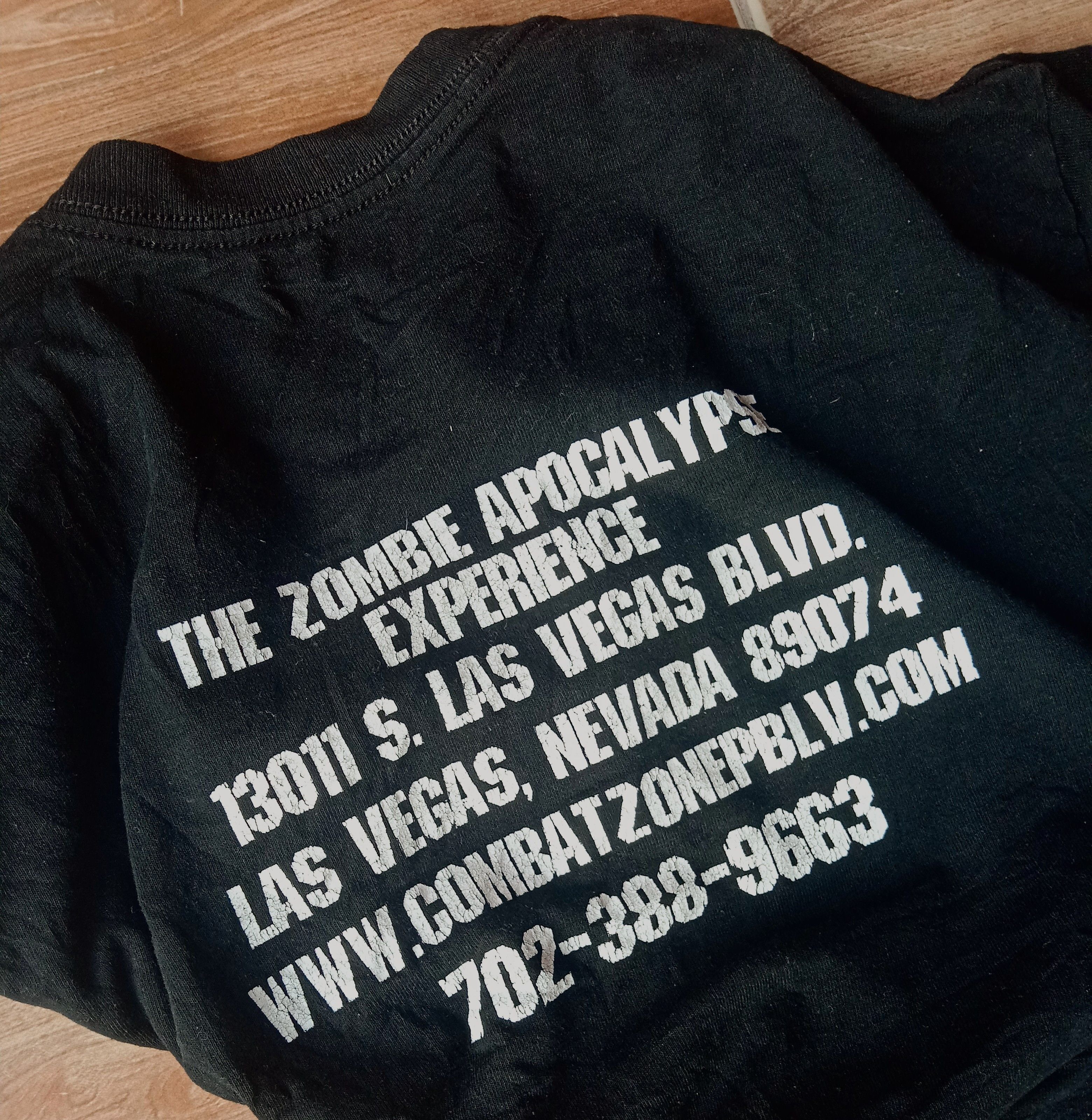 Gildan Zombie Apocalypse Tee Size US M / EU 48-50 / 2 - 3 Thumbnail