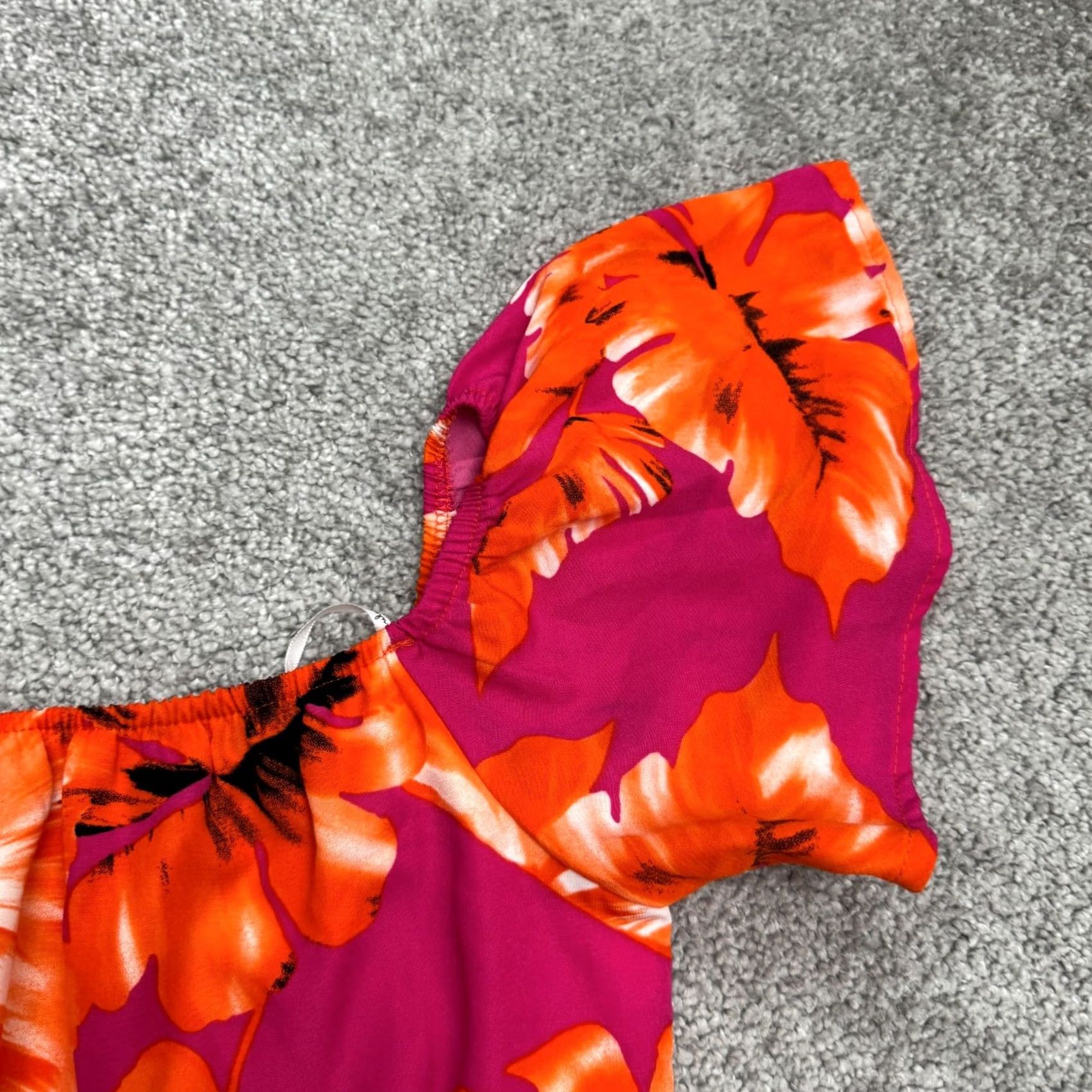 Lulus Lulus Romper Womens Large Pink Orange Tropical Leaf Print Summer Off Shoulder Size 36" / US 14 / IT 50 - 4 Thumbnail