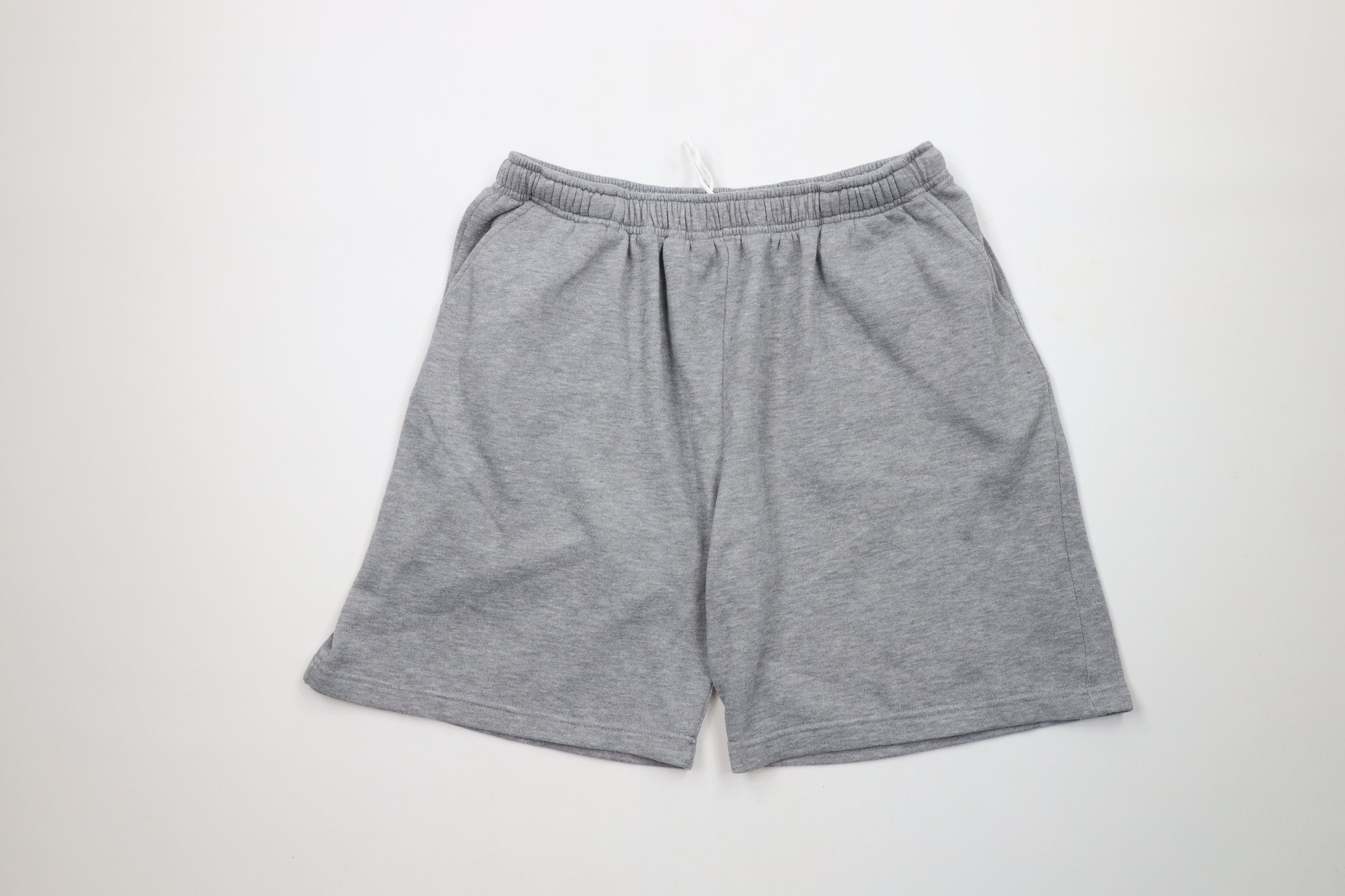 Vintage Vintage 90s Streetwear Above Knee Sweatpants Shorts Gray Size US 36 / EU 52 - 1 Thumbnail