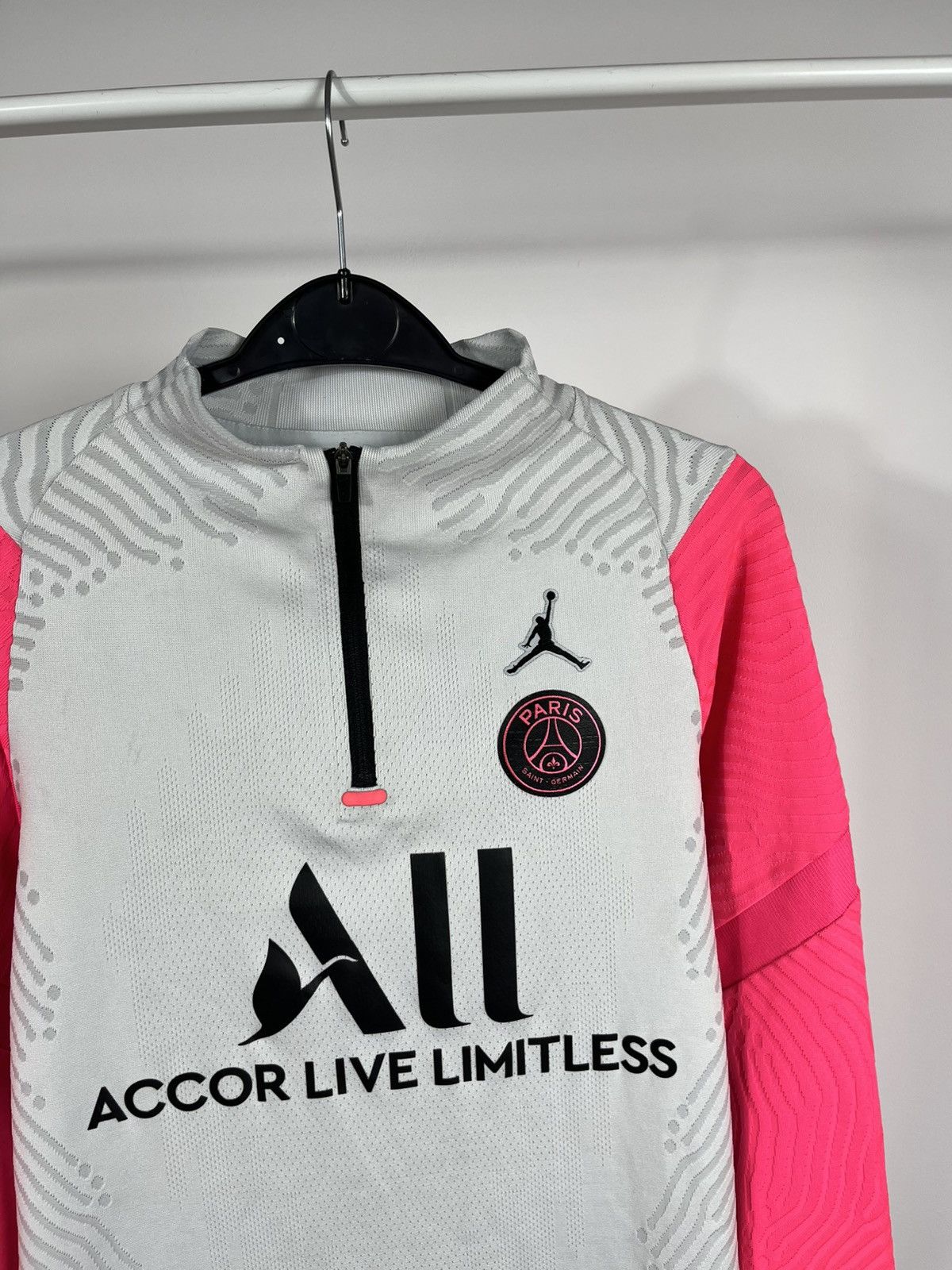 Nike PSG Jordan Vaporknit Drill Top Pink Grey Small CW1384-101 Size US S / EU 44-46 / 1 - 3 Thumbnail