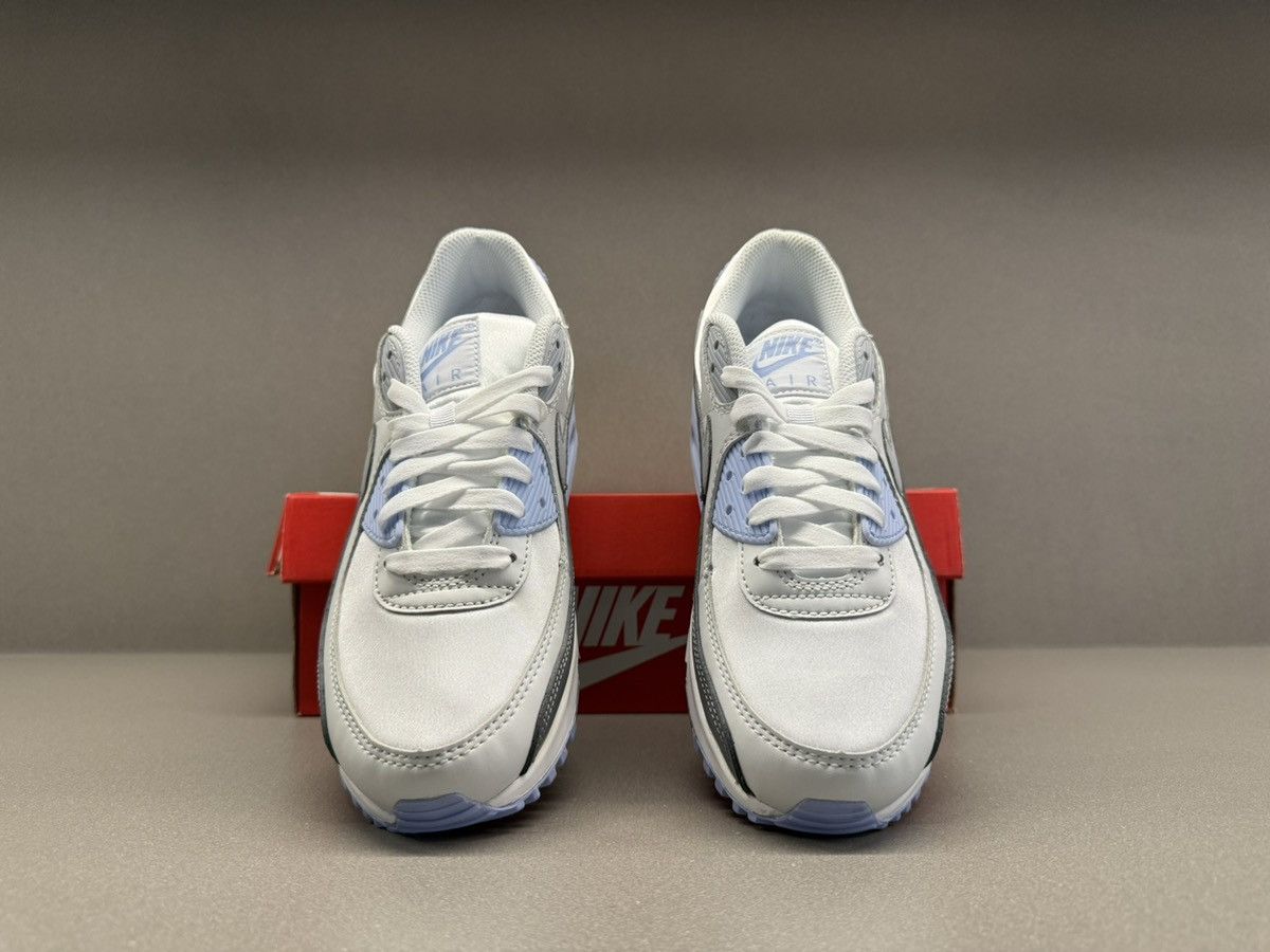 Nike Nike Air Max 90 White Wolf Gray Photon Dust Women’s Size US 11.5 / IT 41.5 - 4 Thumbnail