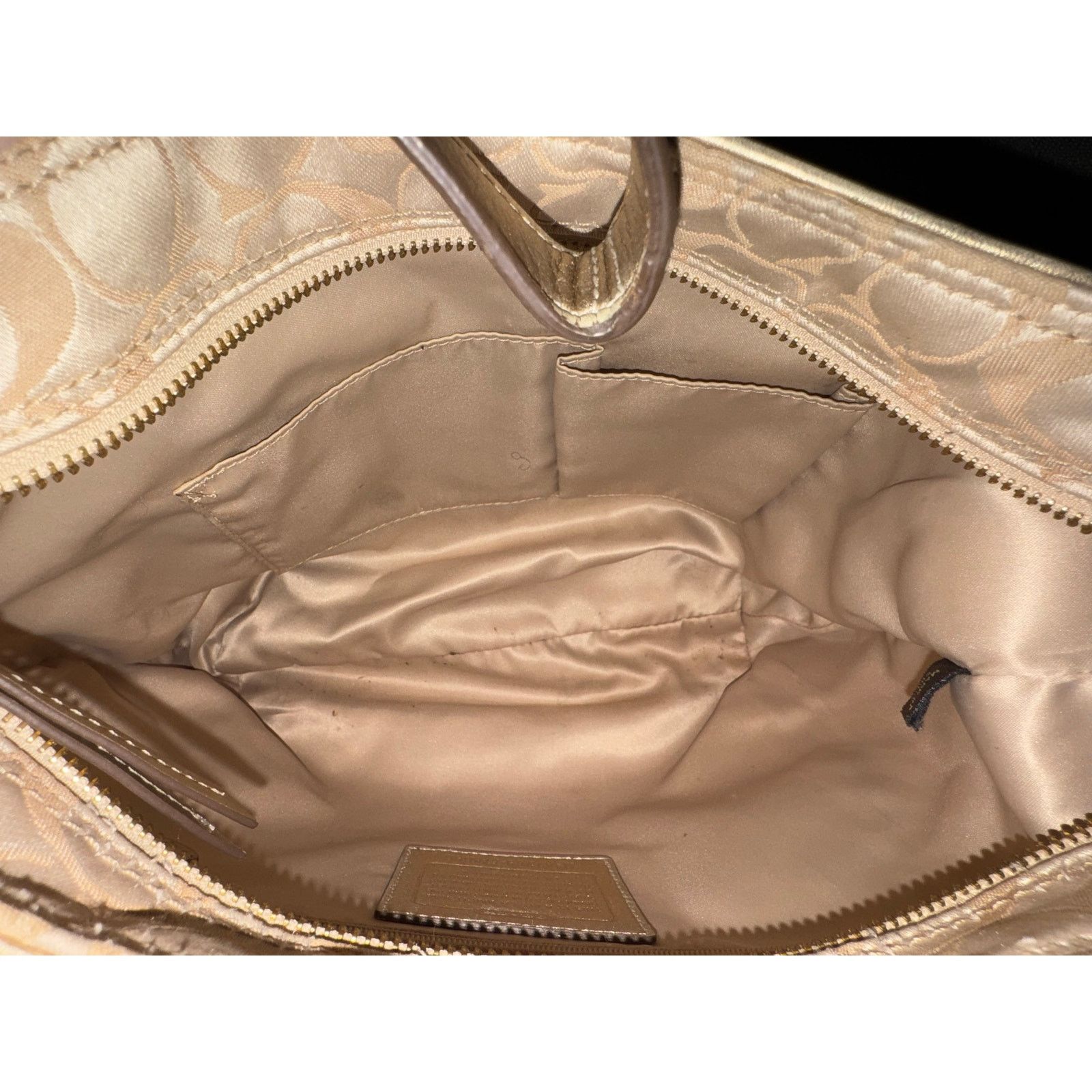 Coach Coach Jacquard Tea Rose Shoulder Hobo Bag Size ONE SIZE - 6 Thumbnail
