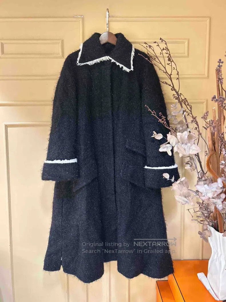 Chanel Chanel Chair series black and white flash three-pocket sid Size XS / US 0-2 / IT 36-38 - 2 Thumbnail