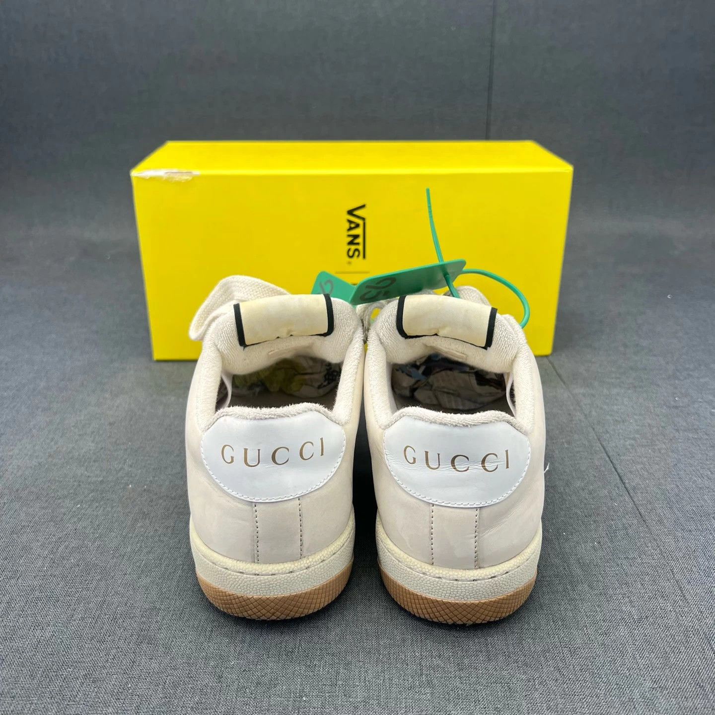 Gucci Gucci Rhyton Distressed Sneakers Milo 39 Like New Size US 9 / IT 39 - 5 Thumbnail