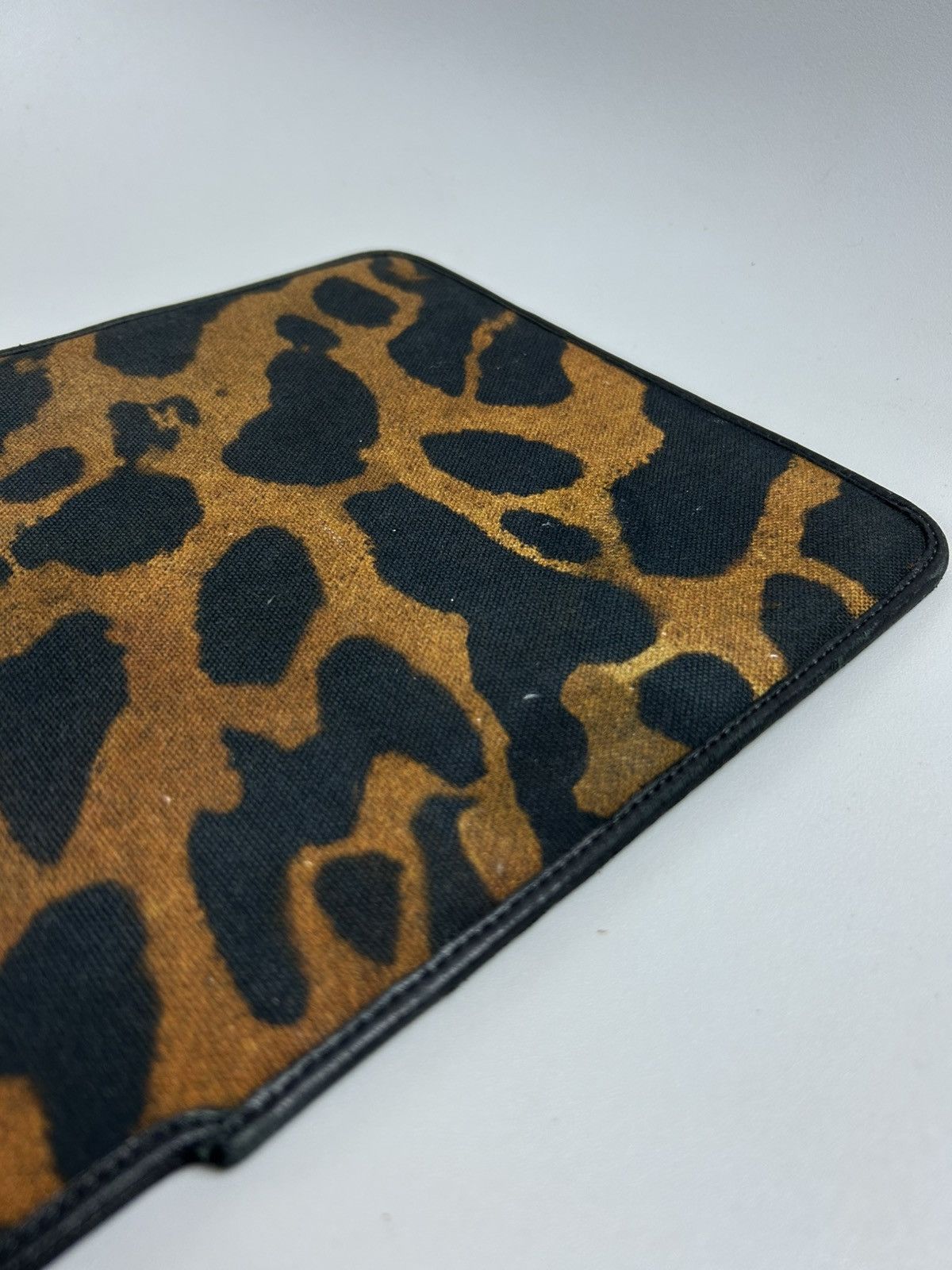 Alexander McQueen Alexander McQueen Skull Leather iPad Cover Tablet Case Bag Size ONE SIZE - 19 Thumbnail