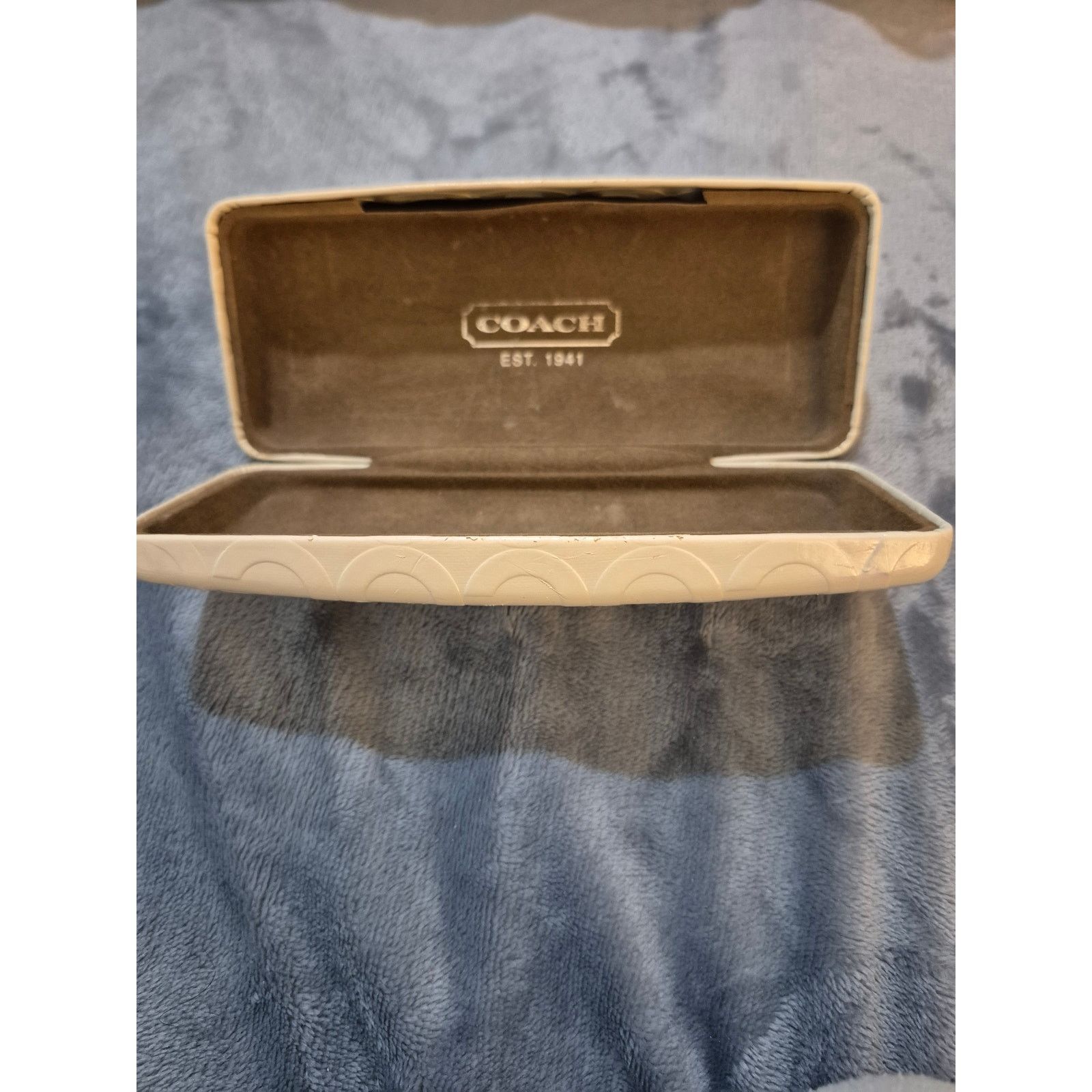 Coach Authentic COACH White Signature C Hard Glasses Case - Cream Size ONE SIZE - 1 Thumbnail