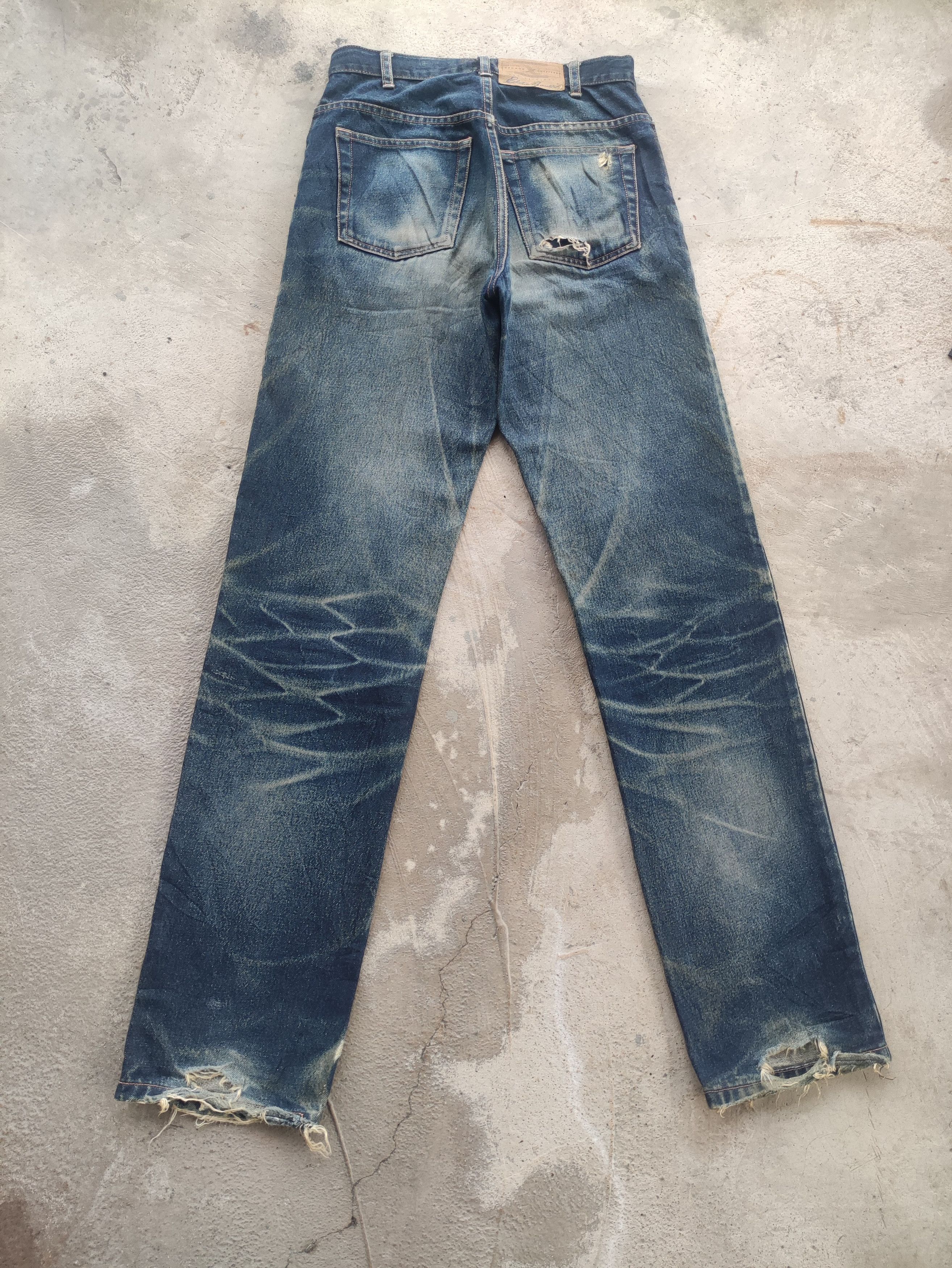 Eddie Bauer Vintage Eddie Bauer Jean Distressed Faded Denim Size US 30 / EU 46 - 9 Thumbnail