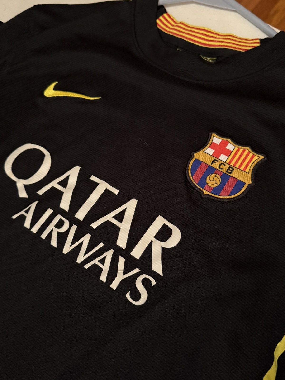 Nike Nike Fc Barcelona away jersey black 2013 Andres Iniesta 8 Size US M / EU 48-50 / 2 - 5 Thumbnail