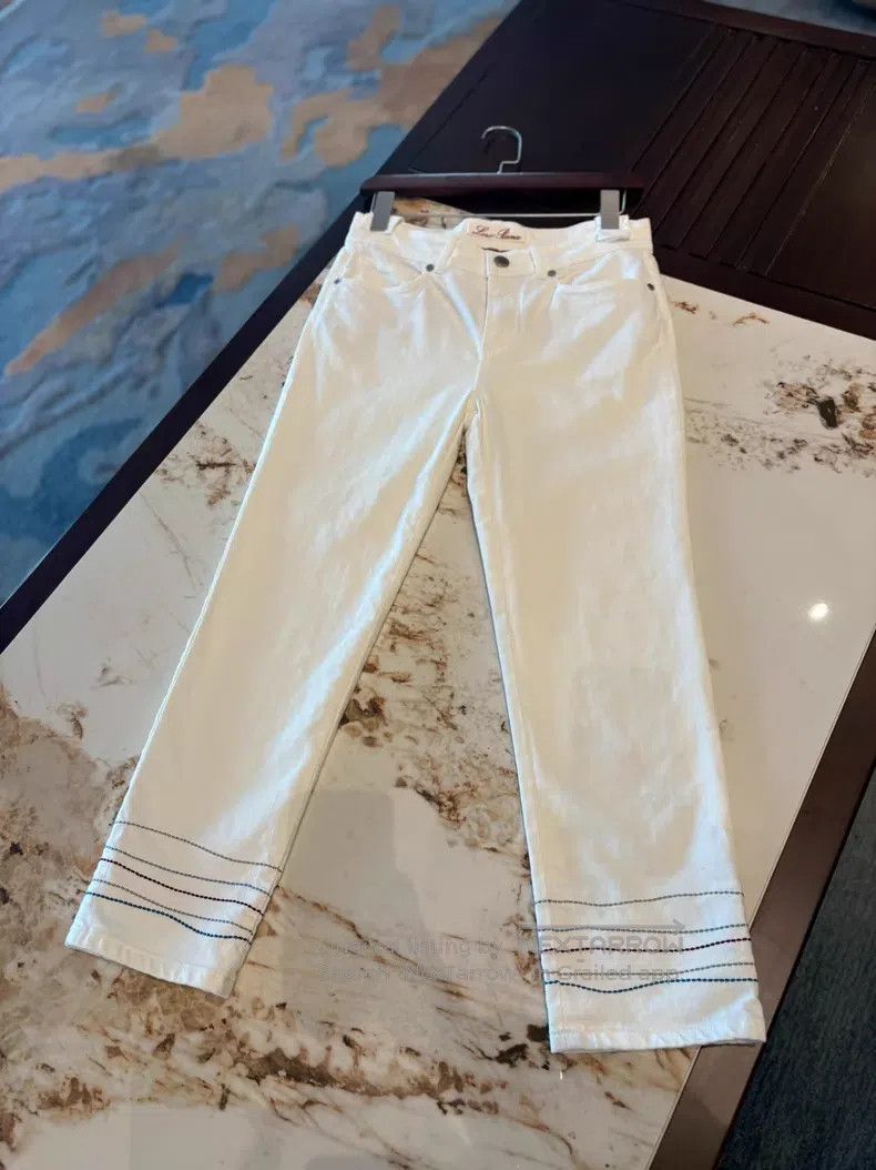 Loro Piana Loro Piana White denim jeans Size 26" / US 2 / IT 38 - 1 Thumbnail