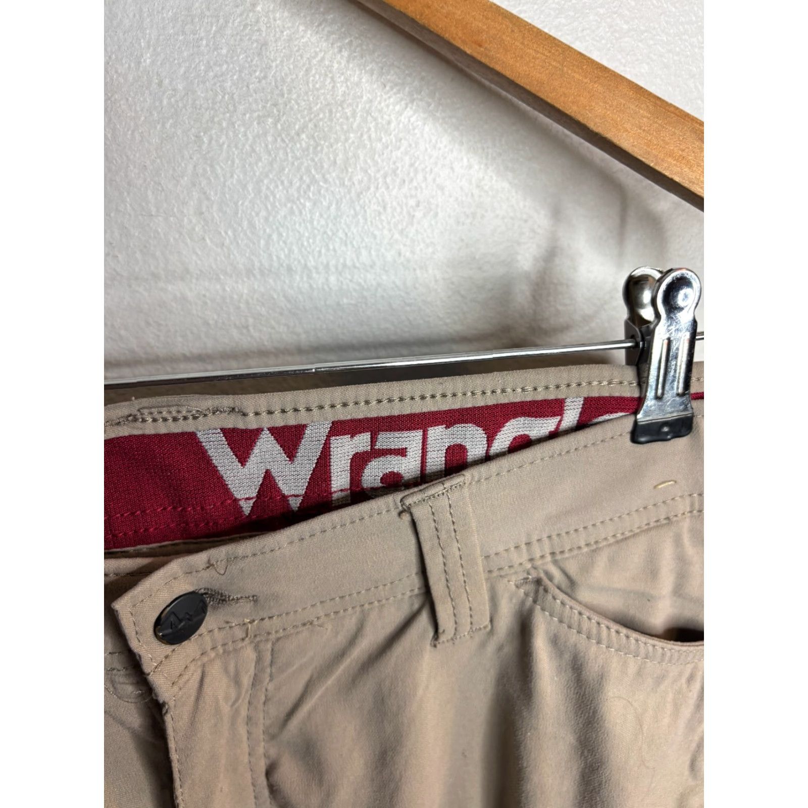 Wrangler Wrangler 10NW788FR Men's Khaki Cargo Pants 34x32 Beige Flat Front Pockets Cargo Mens 34in Inseam Straight 5568 Size US 34 / EU 50 - 3 Thumbnail