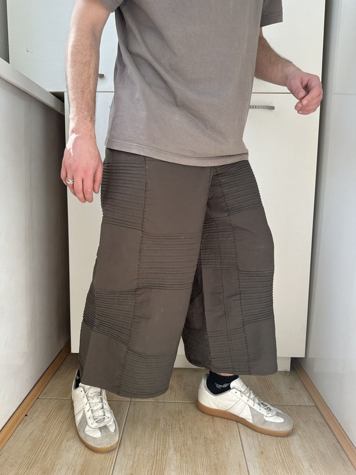 image of Avant Garde x Yohji Yamamoto Parachute Pants Yohji Yamamoto Style in Khaki, Men's (Size 30)
