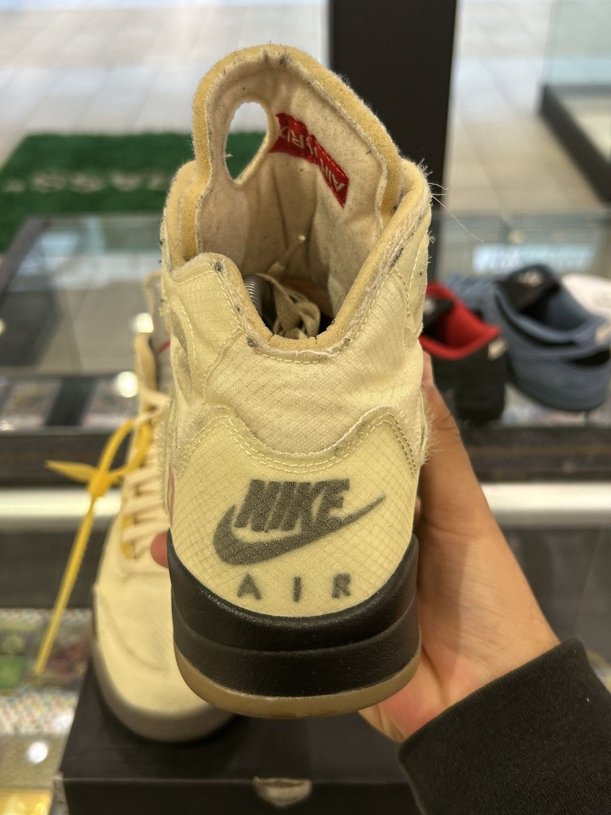 Jordan Brand × Off-White Jordan 5 offwhite sail Size US 9 / EU 42 - 3 Thumbnail