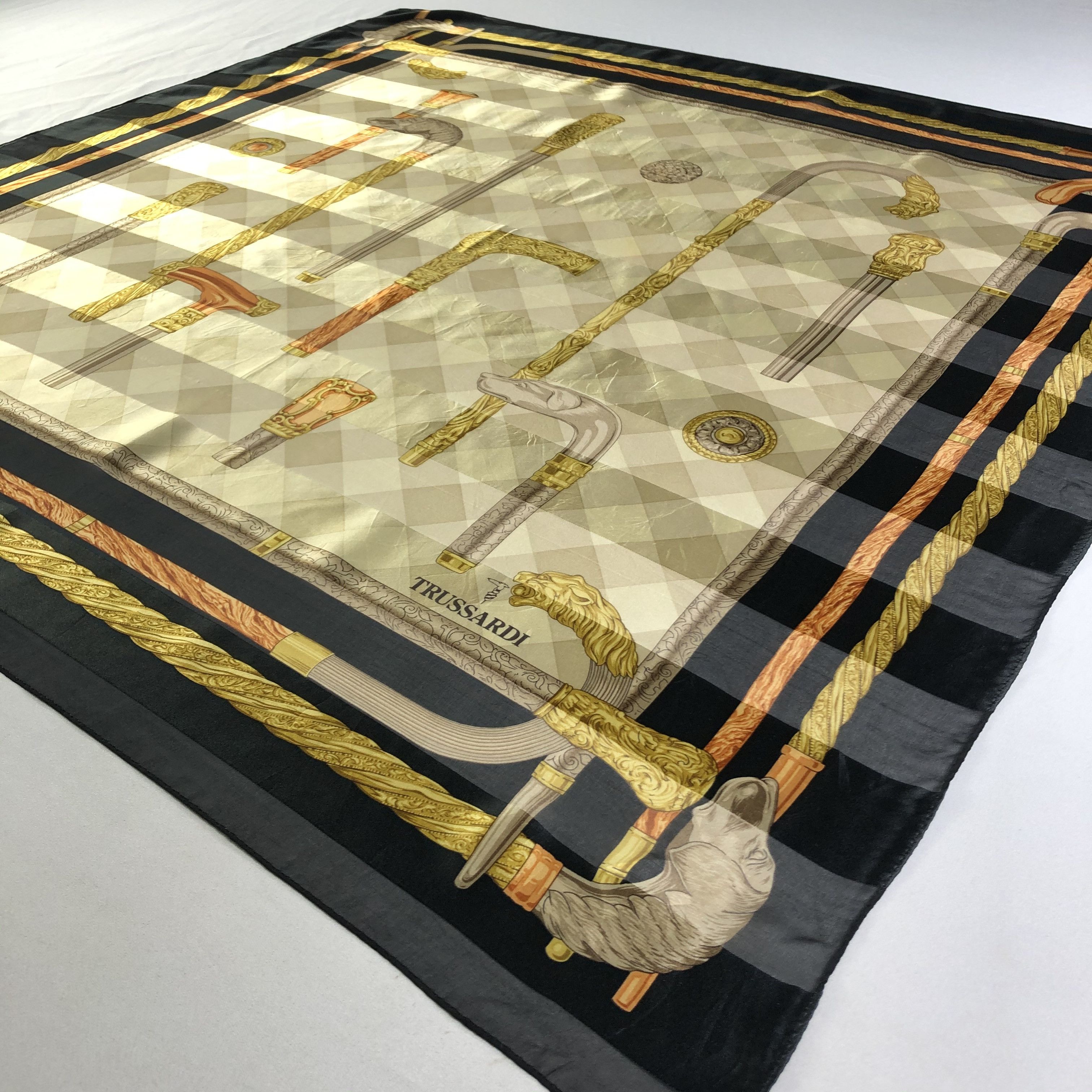 Trussardi × Vintage Vintage Trussardi Silk Scarf Size ONE SIZE - 3 Thumbnail