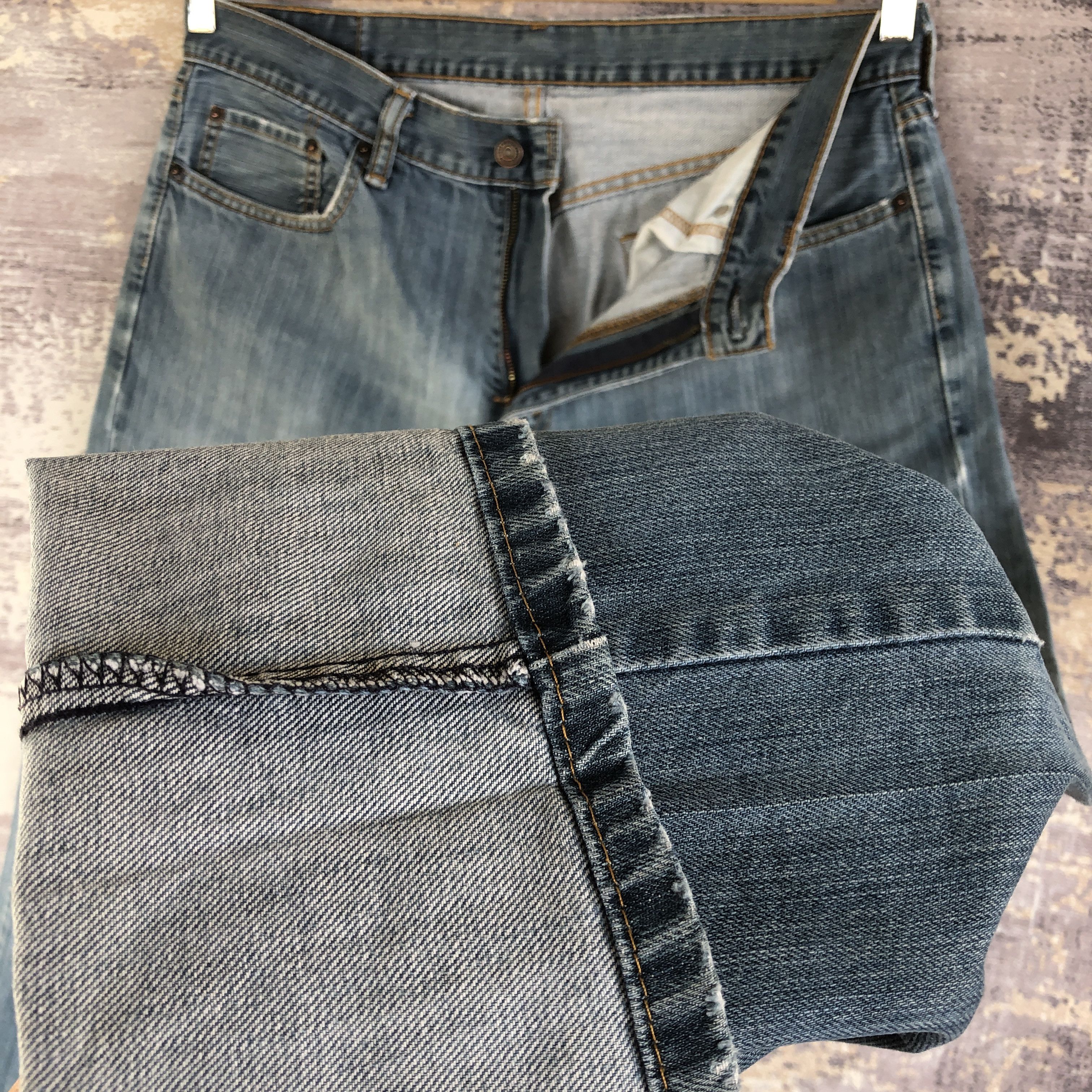 Levi's Vintage Distressed Levis 559 Jeans Levi's Faded Wash Denim Size US 34 / EU 50 - 8 Thumbnail