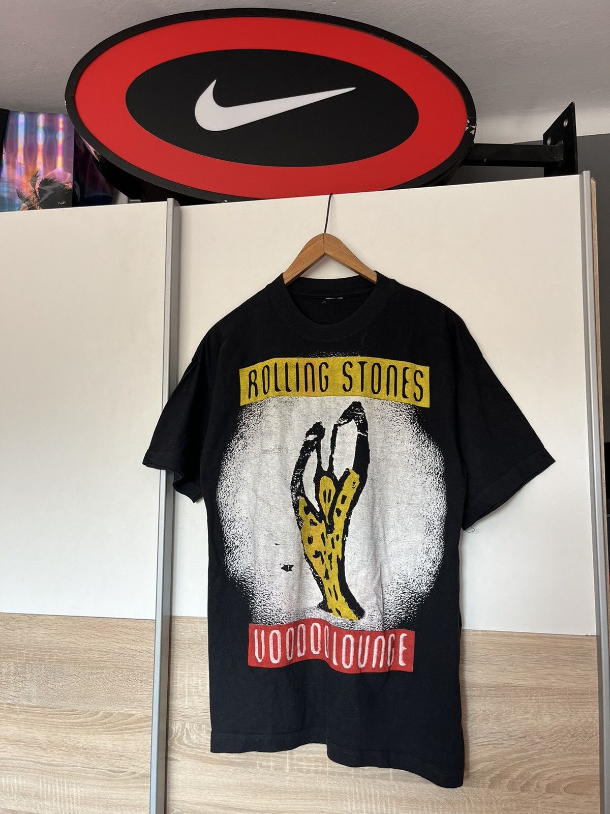 Vintage Vintage 90’s The Rolling Stones Voodoo Lounge Tour Merch Tee Size US XL / EU 56 / 4 - 1 Thumbnail