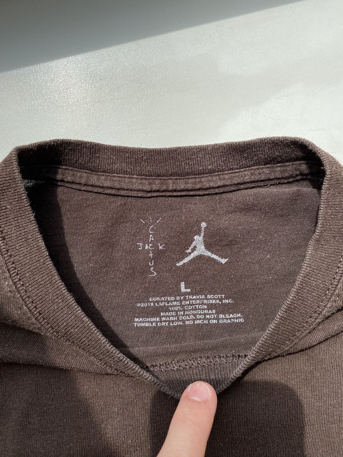 Travis Scott T-shirt Nike cactus jack Travis Scott Brown Size L Size US L / EU 52-54 / 3 - 4 Thumbnail