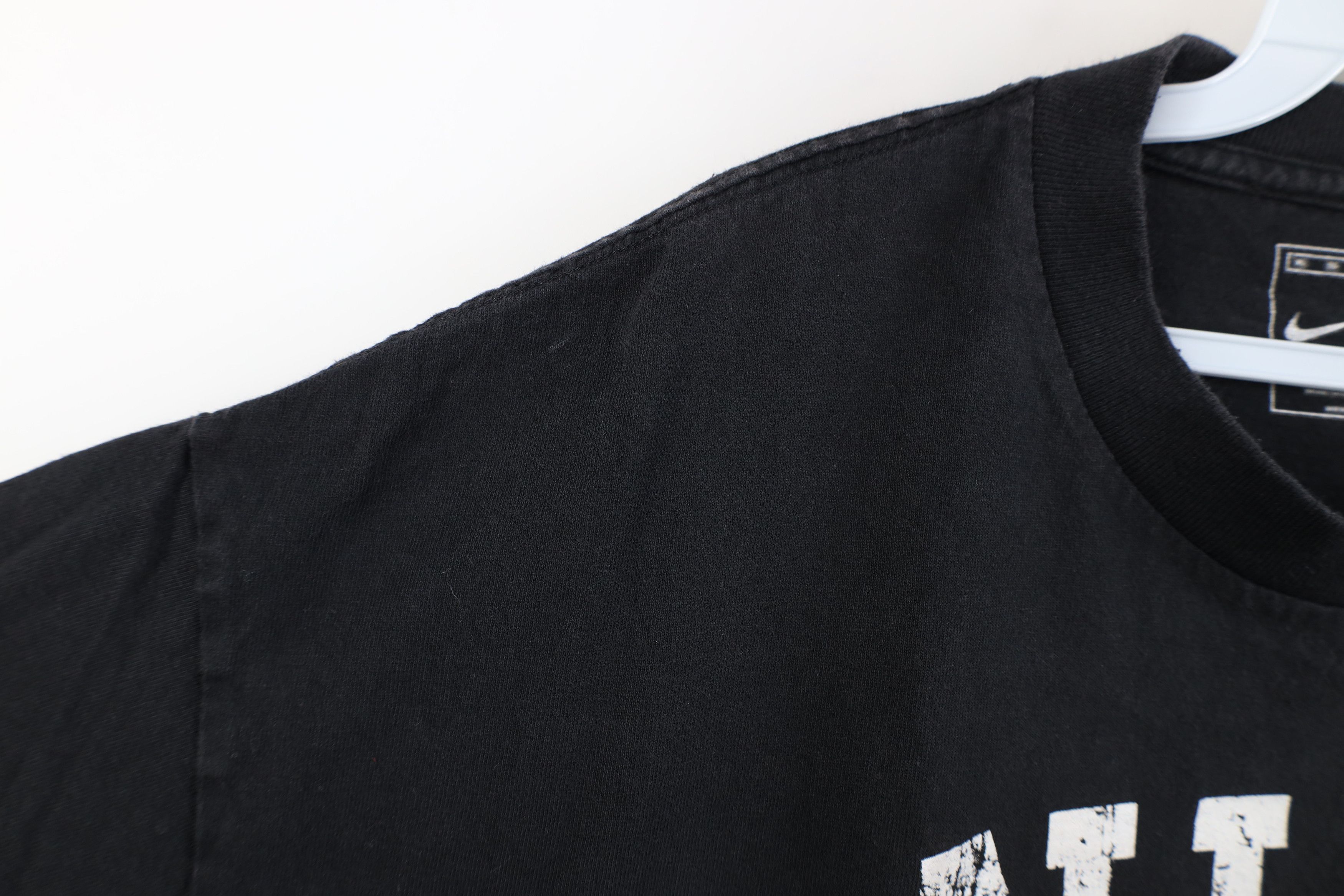 Nike Vintage Y2K Nike Block Letter Short Sleeve T-Shirt Black Size US XL / EU 56 / 4 - 7 Thumbnail