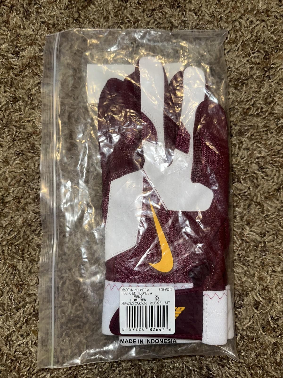 Nike Nike Adult Promo Diamond Elite Pro II Batting Gloves Sample Size ONE SIZE - 10 Thumbnail