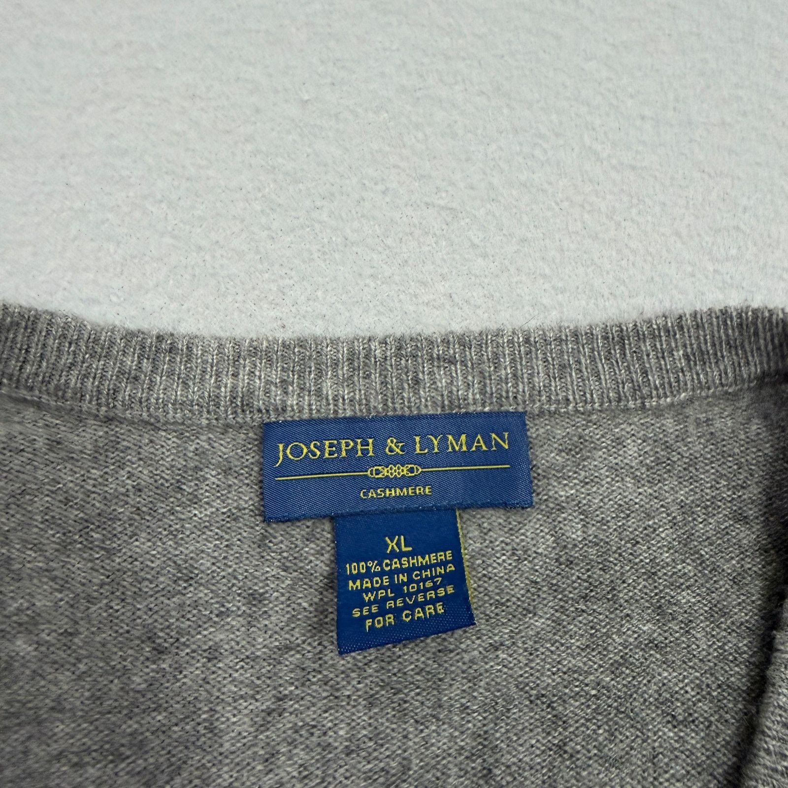 Joseph & Lyman Joseph & Lyman 100% Cashmere V-Neck Sweater Extra Large Size US XL / EU 56 / 4 - 6 Thumbnail