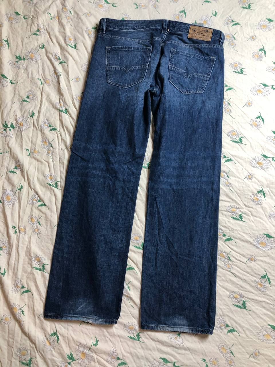 Diesel Diesel Larkee Regular Straight Button Fly Short Jeans Mens Size US 36 / EU 52 - 12 Thumbnail