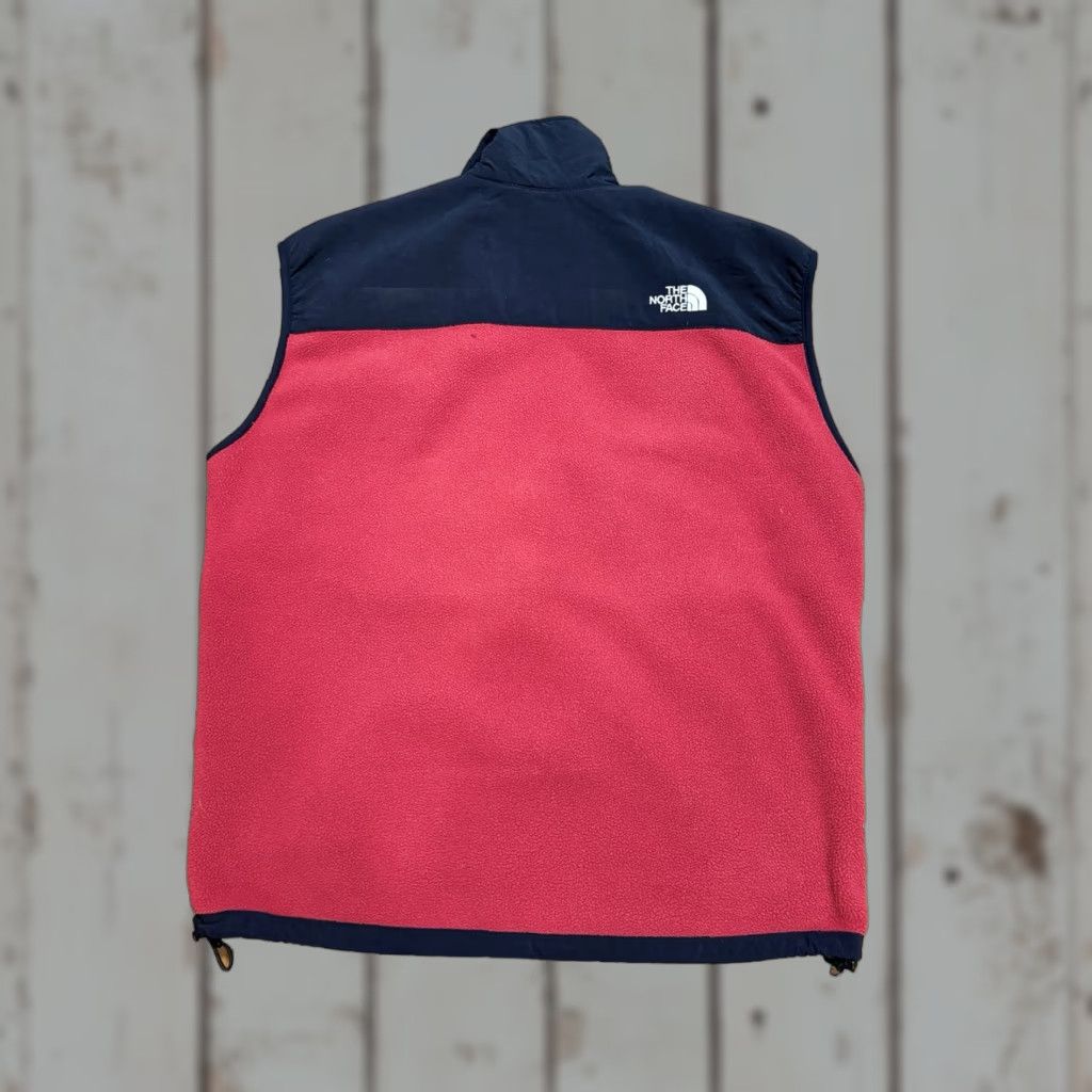 The North Face VINTAGE The North Face Denali Vest Men L Full Zip Fleece Red USA 90s Size US L / EU 52-54 / 3 - 1 Thumbnail