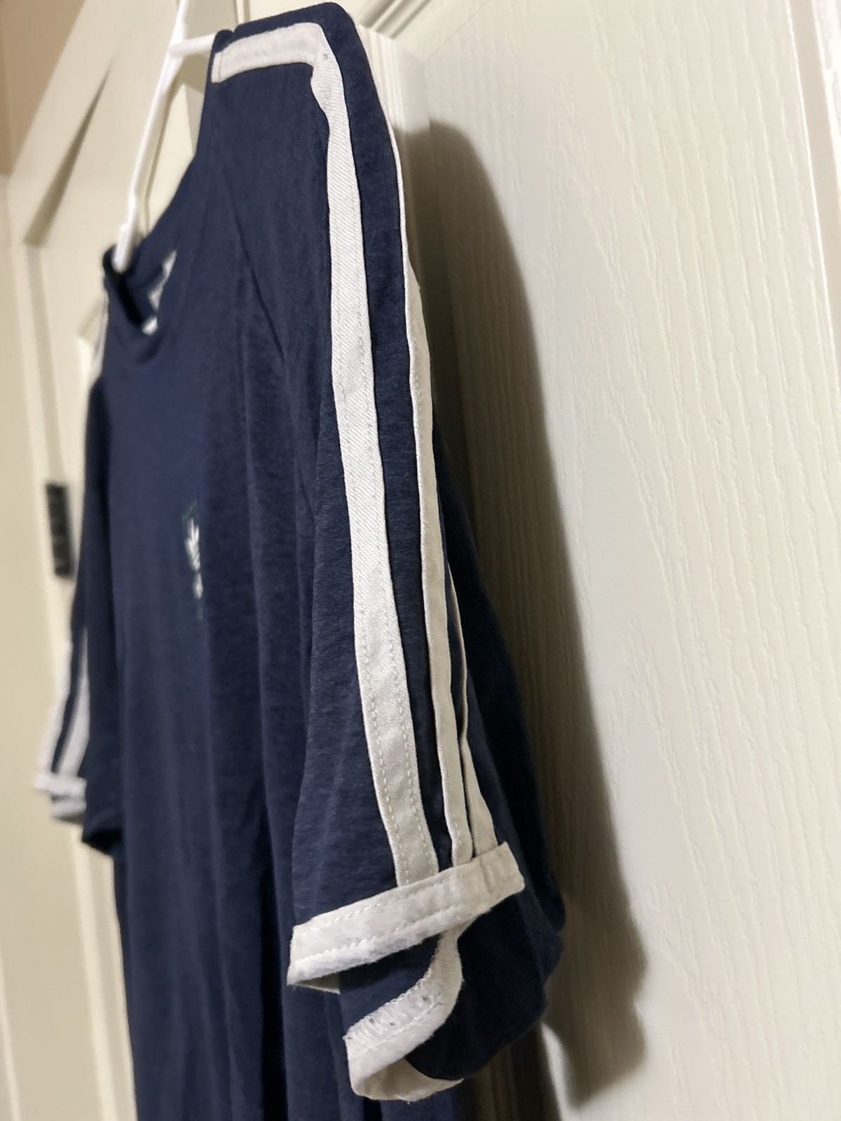 Adidas × Vintage Vintage 80s Adidas 3 stripe t shirt Size US XL / EU 56 / 4 - 2 Thumbnail