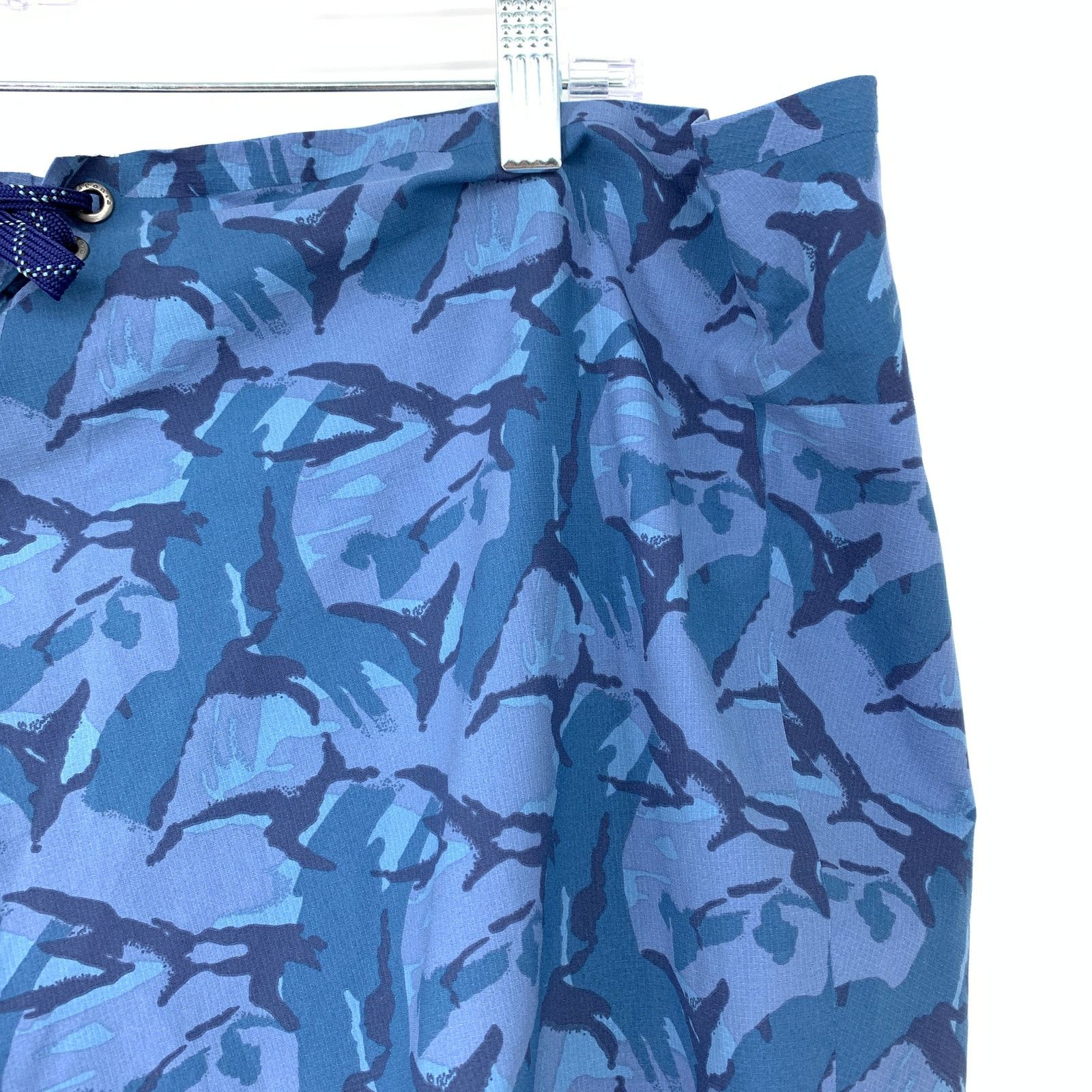 Patagonia Patagonia Men's Sz 40 Blue Print Board Shorts Zipped Pocket Size US 40 / EU 56 - 3 Thumbnail