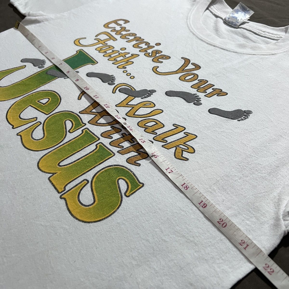 Vintage Vintage Y2K Walk With Jesus God Bible Holy Tee L Size US L / EU 52-54 / 3 - 8 Thumbnail
