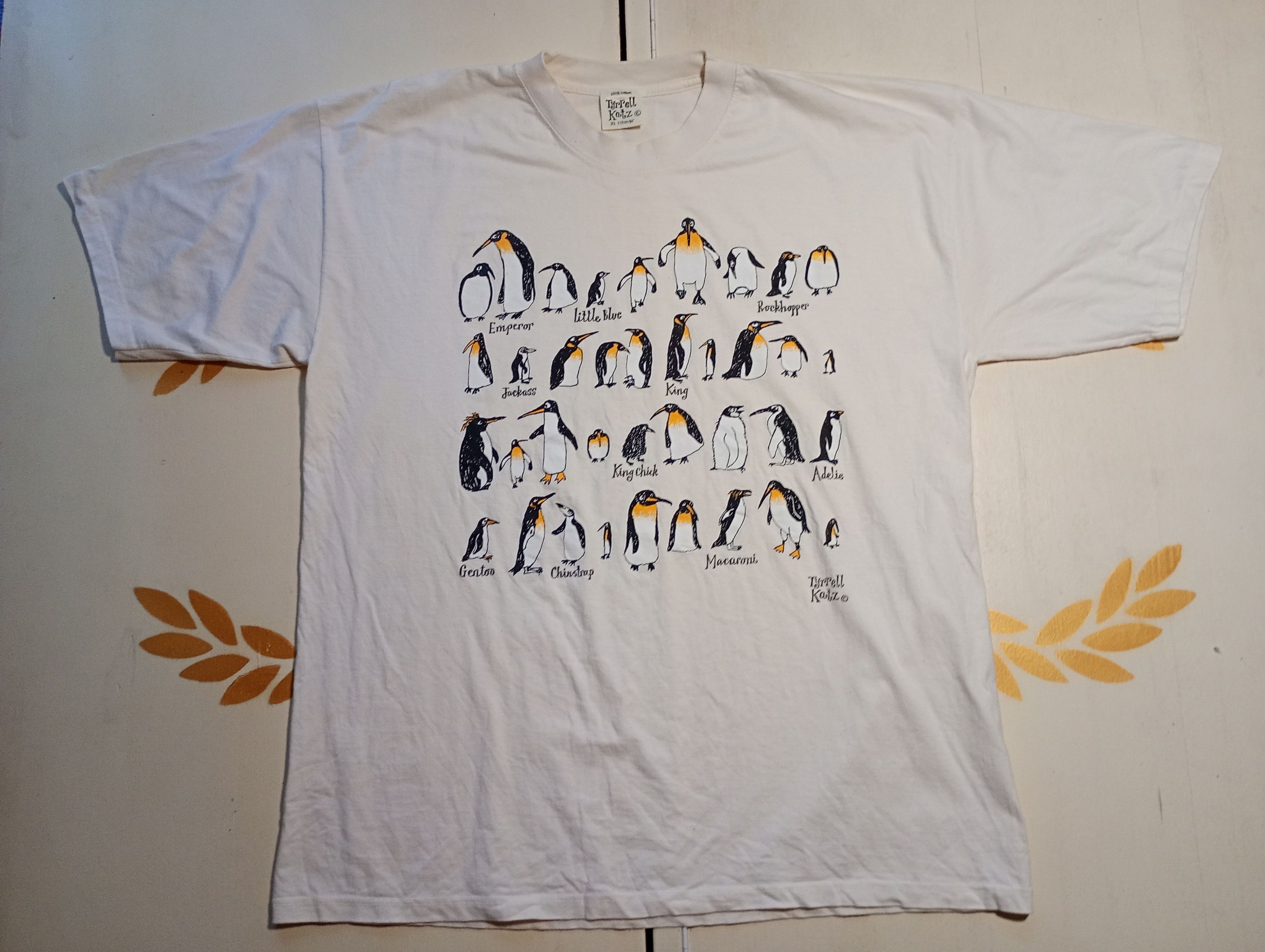 Vintage Tyrrel Katz Penguins Printed T-Shirt Vintage Size US XL / EU 56 / 4 - 2 Thumbnail