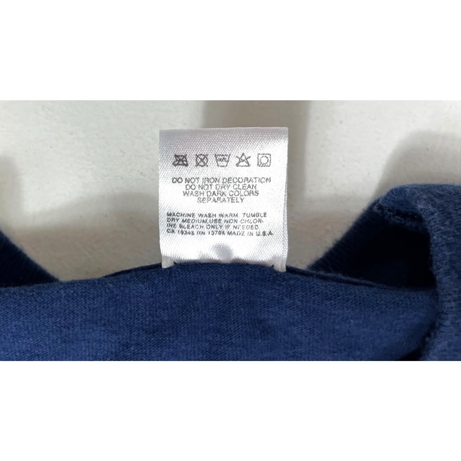 Fruit Of The Loom VINTAGE San Francisco 90s Fruit of the Loom T-Shirt Embroidered XL Men’s 100% Cotton Blue Short Sleeve Crew Neck, Made in USA Size US XL / EU 56 / 4 - 6 Thumbnail