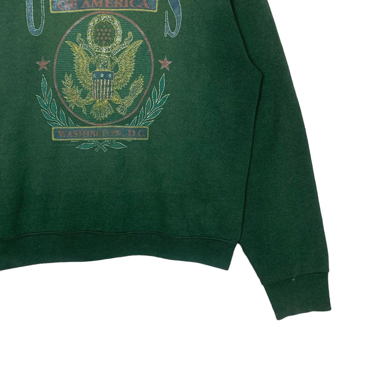 Vintage Vintage Fruit of The loom Front Logo USA Crewneck Sweatshirt Size US M / EU 48-50 / 2 - 5 Thumbnail