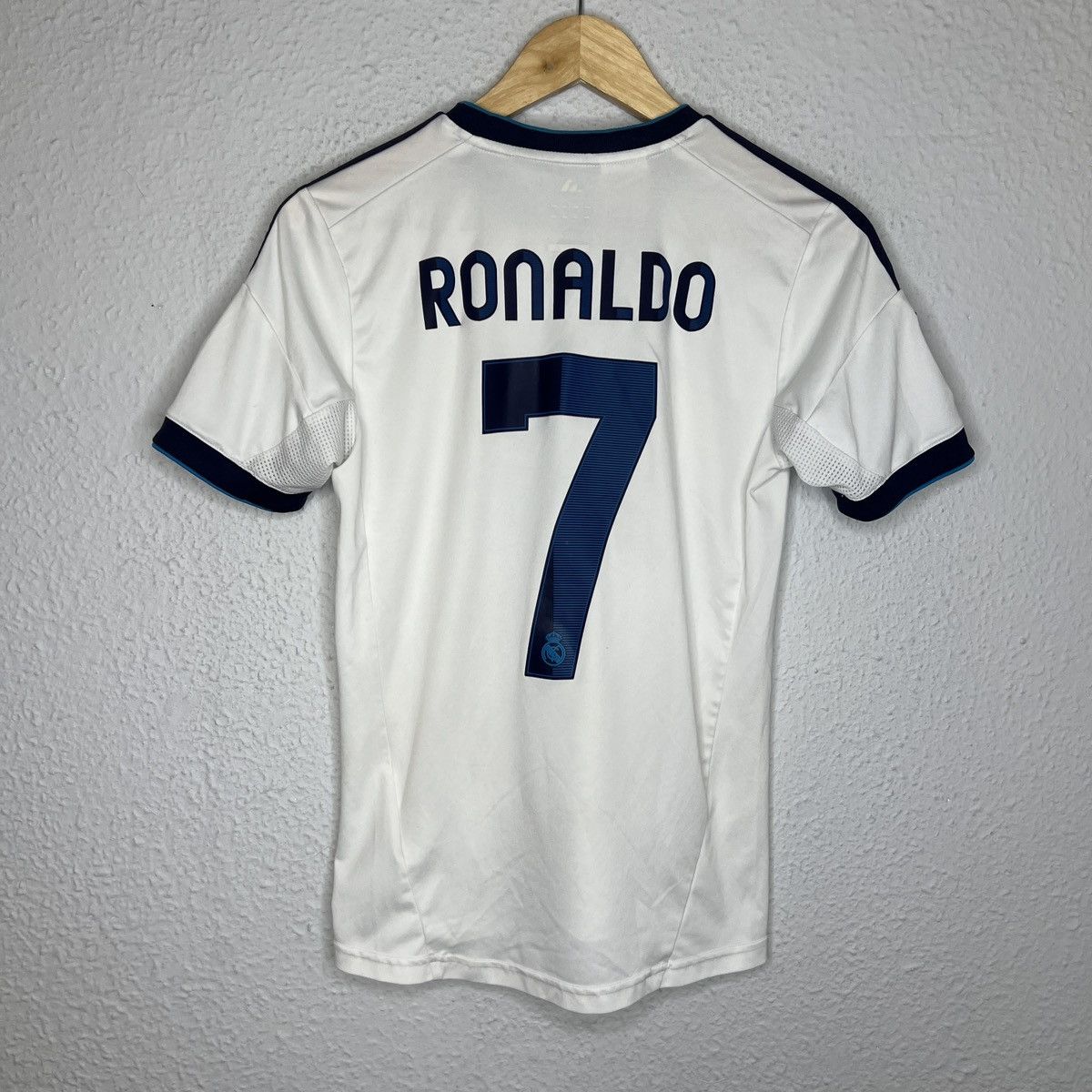 Adidas Adidas Real Madrid Jersey Tshirt Tee Home Kit Ronaldo 7 Size US S / EU 44-46 / 1 - 1 Thumbnail