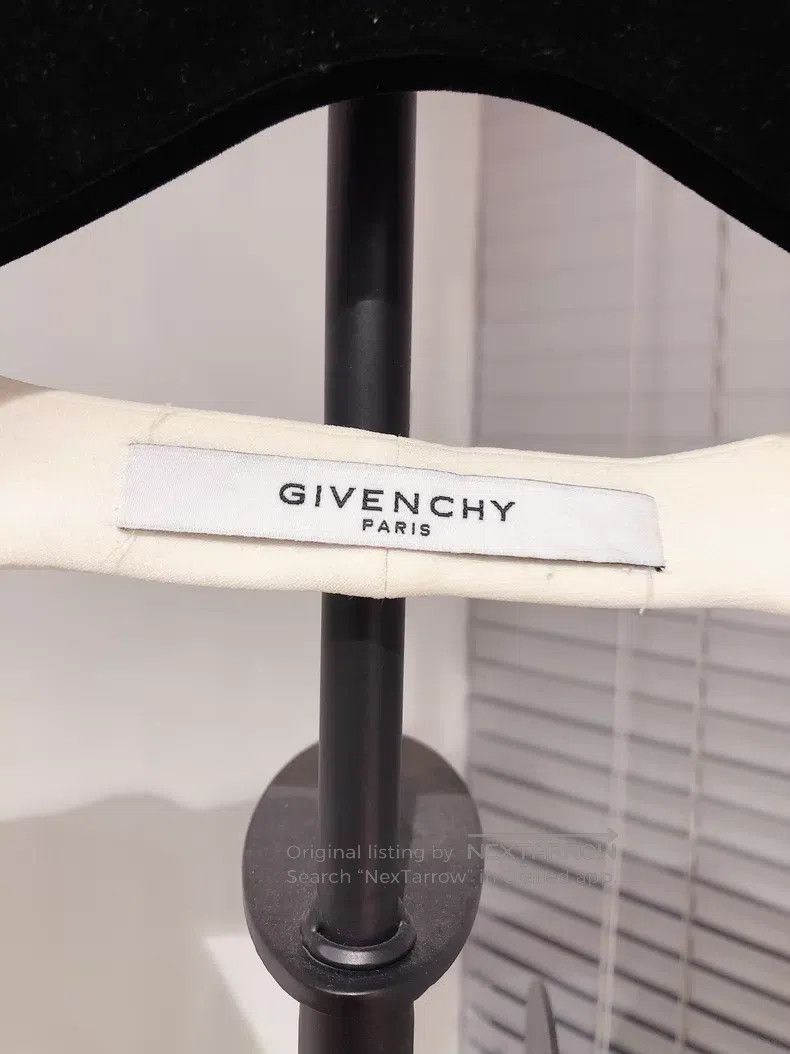 Givenchy Givenchy White Off-the-Shoulder Backless Vest Style T-Shir Size XS / US 0-2 / IT 36-38 - 8 Thumbnail