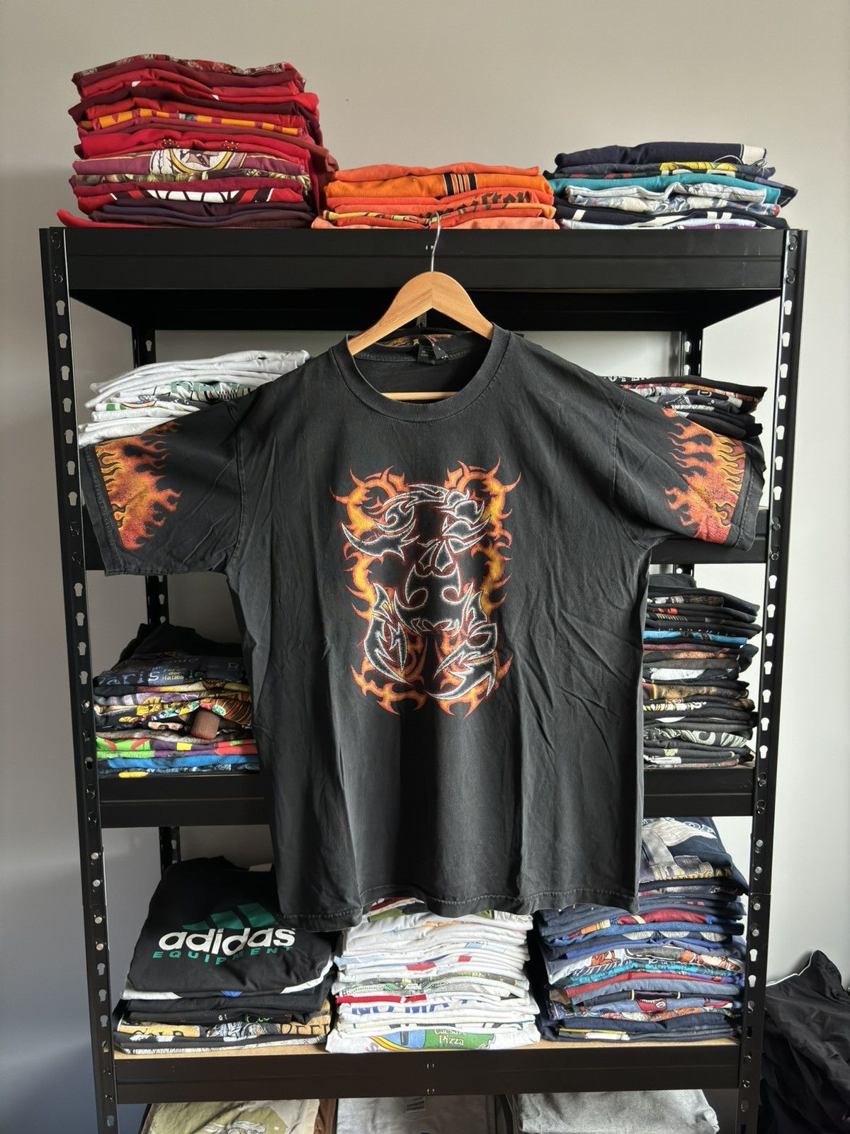 JNCO Crazy Vintage Affliction Style Y2K Flames Tribal T-Shirt USA Size US XL / EU 56 / 4 - 1 Thumbnail