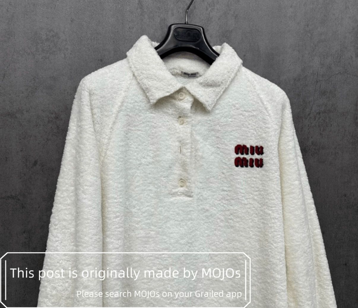 Miu Miu Sz L Miu MIu Logo Polo Sweatshirt mojos99 Size US L / EU 52-54 / 3 - 3 Thumbnail