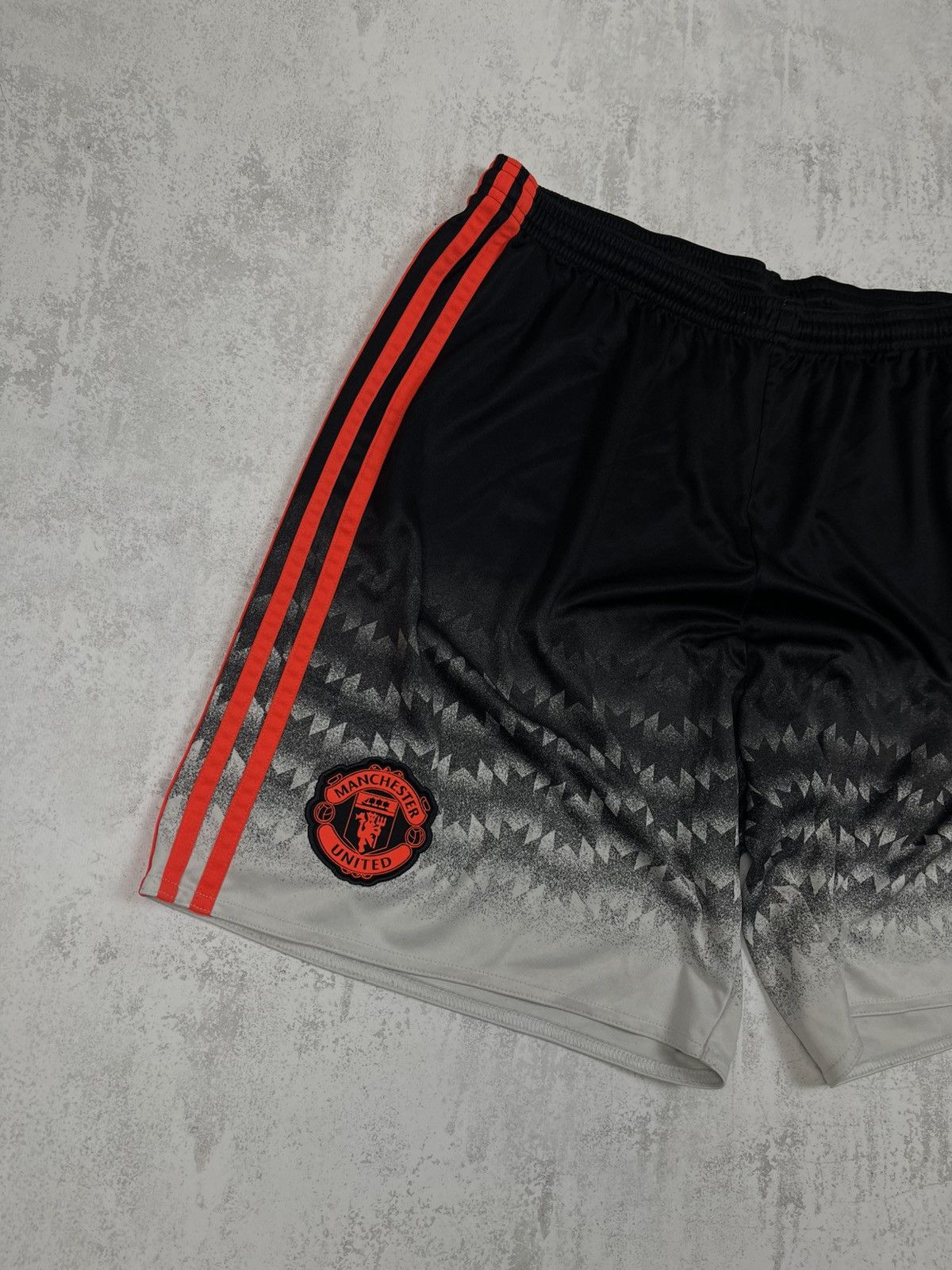 Adidas Adidas Manchester United 15/16 Away Climalite Shorts Size US 35 - 5 Thumbnail