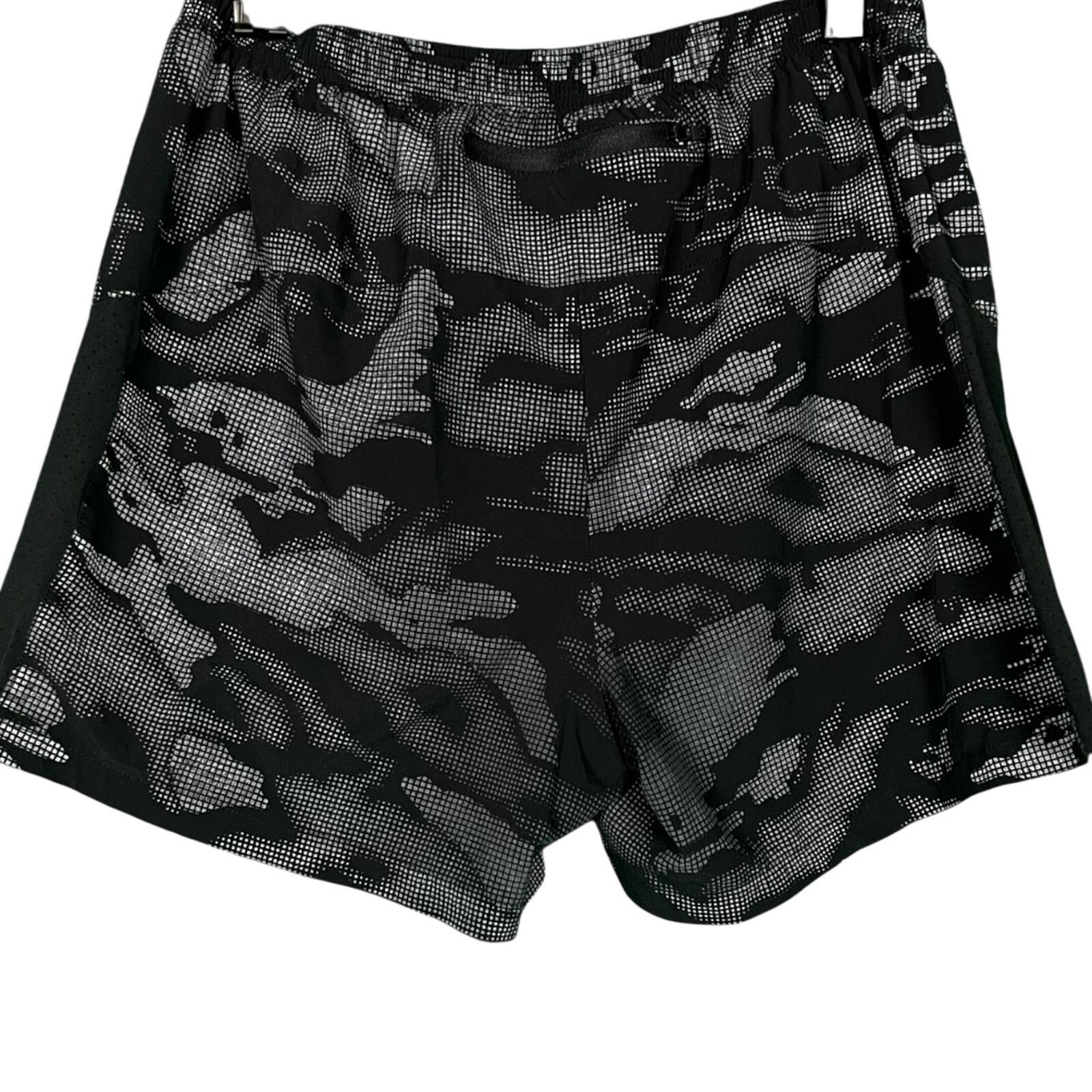Gap Gap Fit Men's Medium Gray Black Camo 5.5" Inseam Gym Shorts Size US 32 / EU 48 - 5 Thumbnail