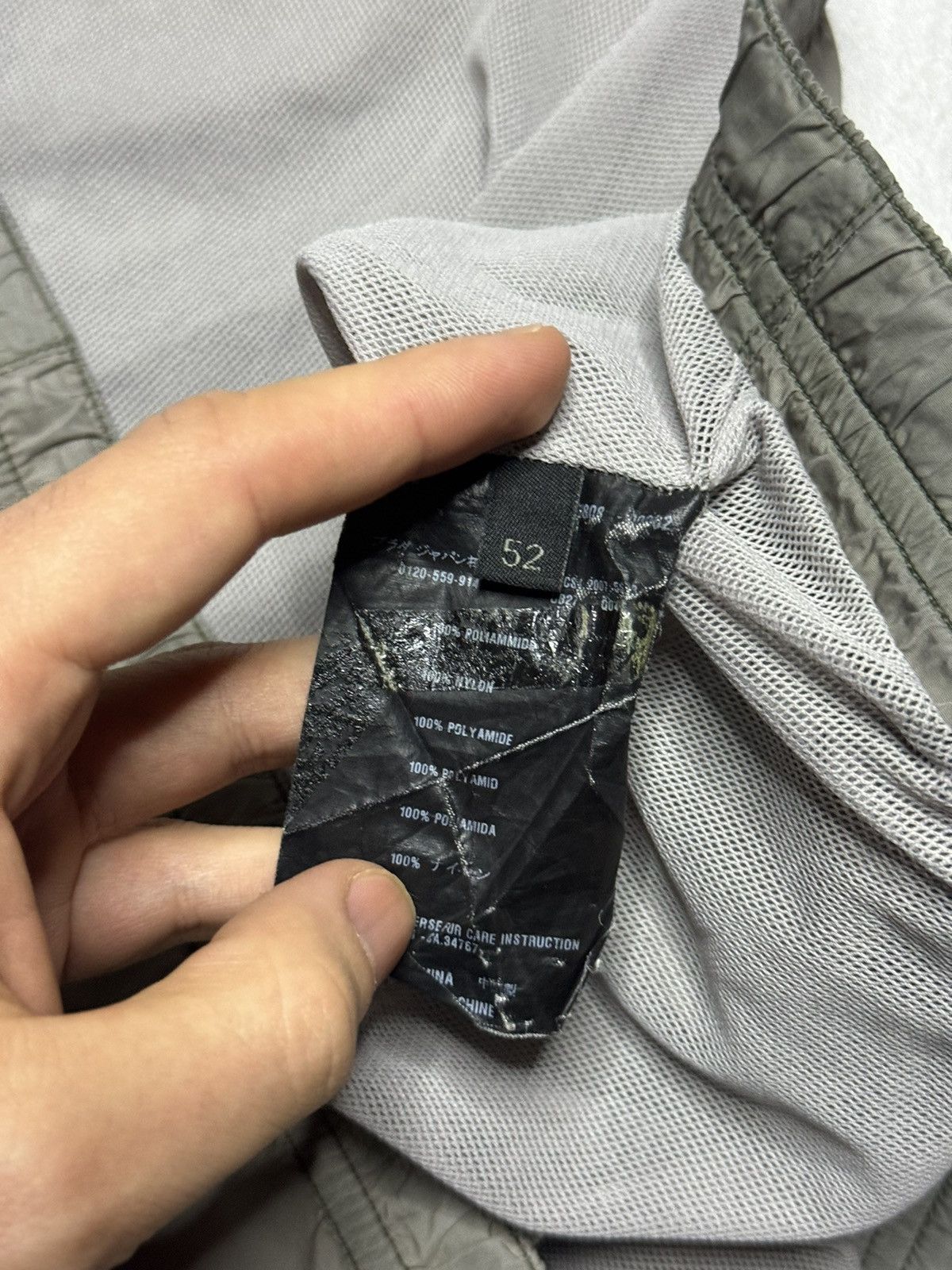 Japanese Brand "Prada Dark Grey Swimmtrunks with Red Tab" Size US 34 / EU 50 - 4 Thumbnail