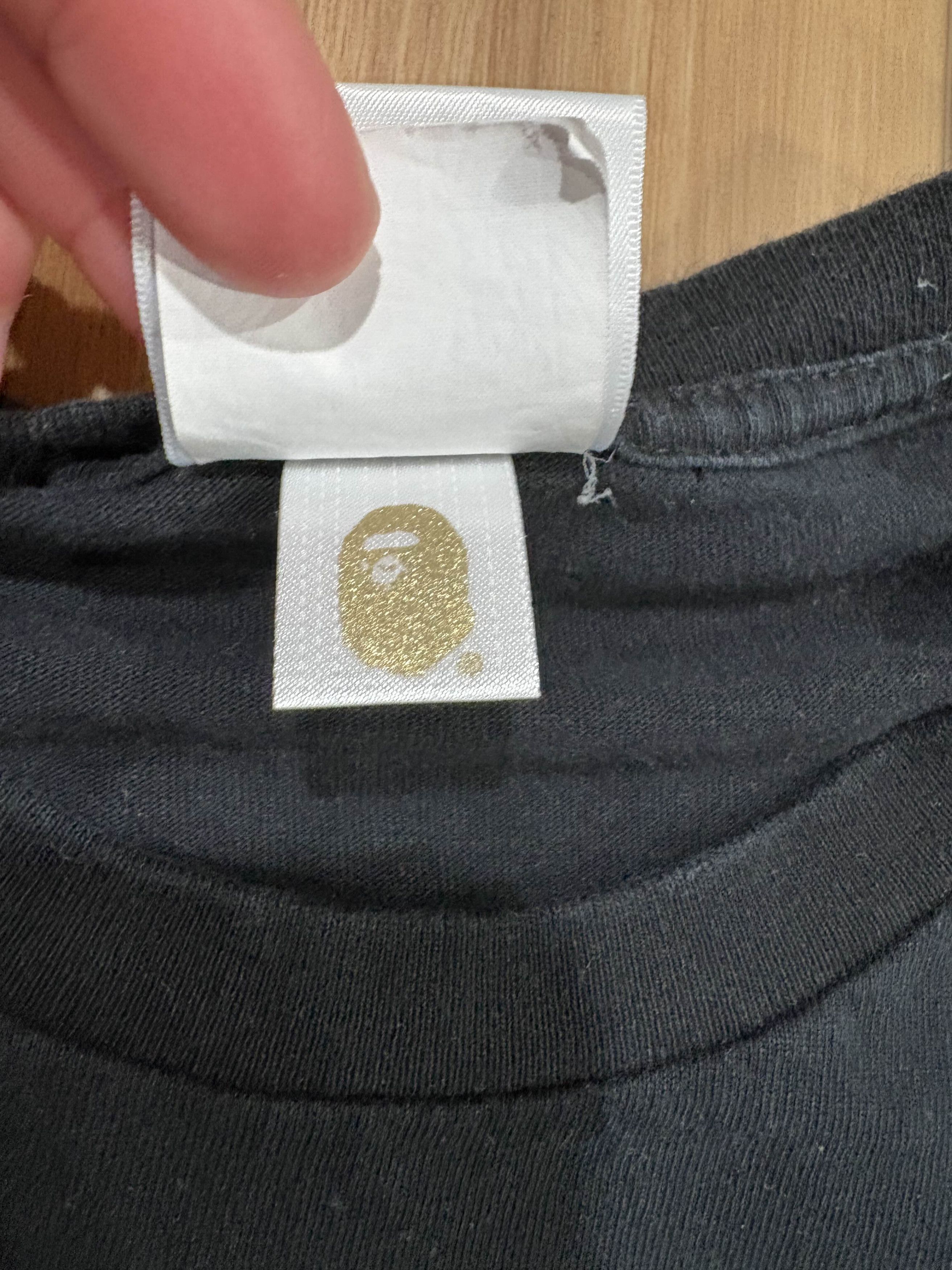 Bape A Bathing Ape Bape T-Shirt Neon Green Logo Patch Black Size US L / EU 52-54 / 3 - 5 Thumbnail