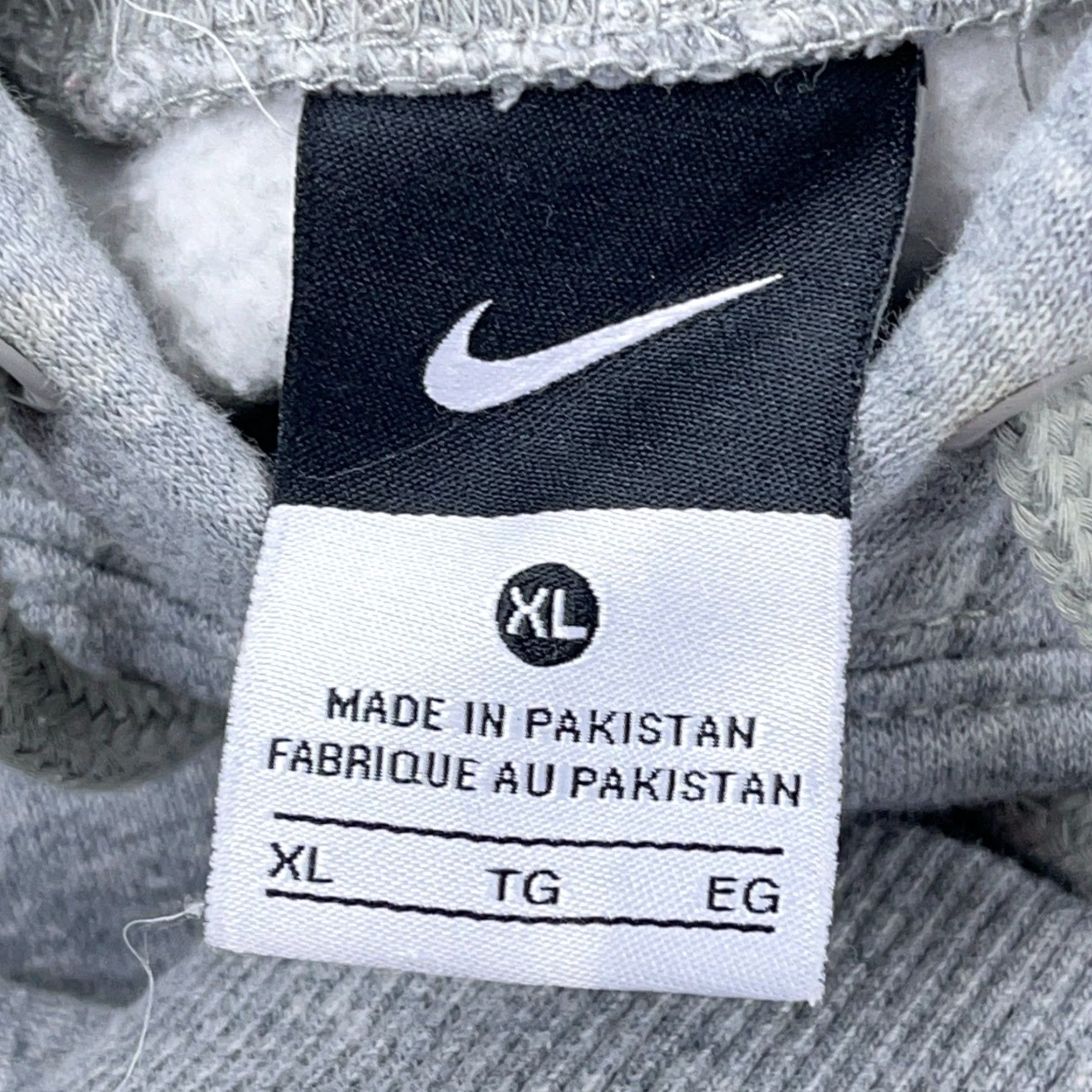 Nike Nike Hoodie Men XL Gray White Sweatshirt Pullover Heavyweight Hooded Pockets Logo 90s Retro Style Grunge Classic Sportswear Mens Size US XL / EU 56 / 4 - 3 Thumbnail