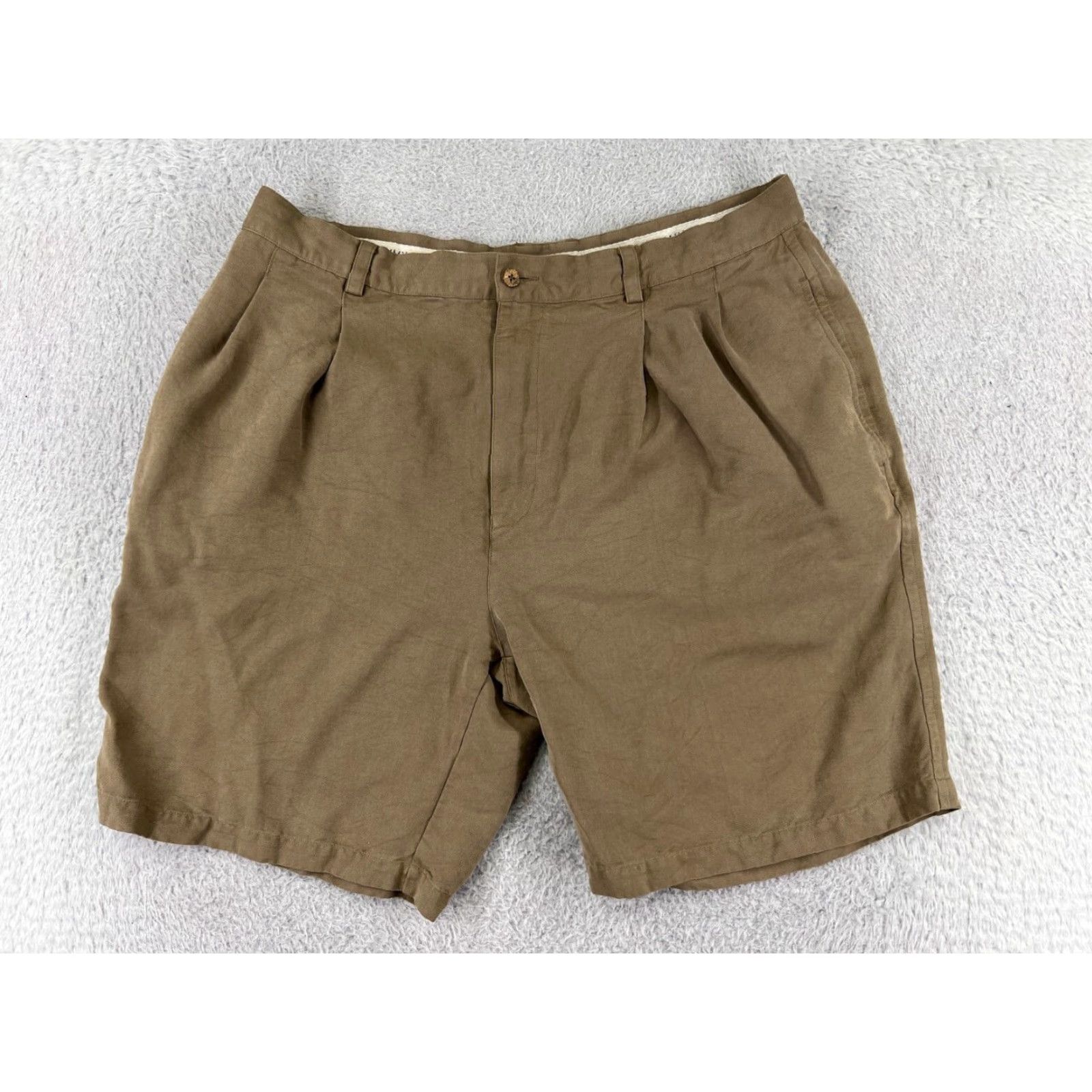 Tommy Bahama Tommy Bahama Shorts Men 38 Beige Silk Pleated Relax Beach Vacation Golf Golfer Size US 38 / EU 54 - 2 Thumbnail