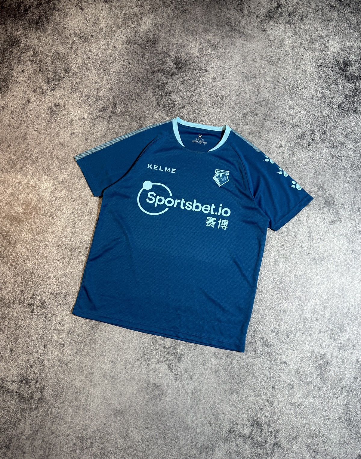 Other Kelme Watford Soccer Jersey Streetwear Rare Casual L England Size US L / EU 52-54 / 3 - 1 Thumbnail