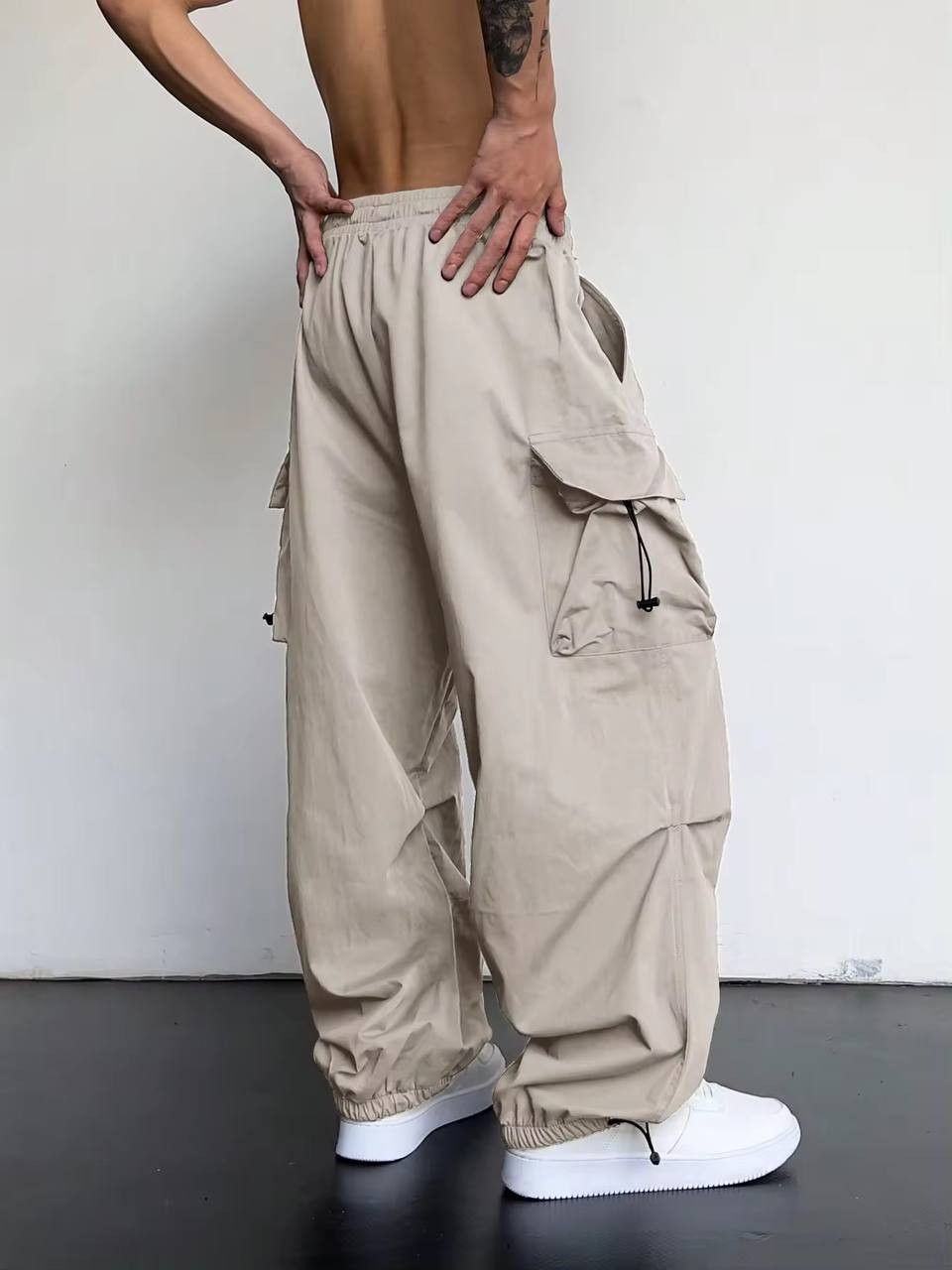 Vintage men's monochrome kargo pants y2k Size US 37 - 2 Thumbnail