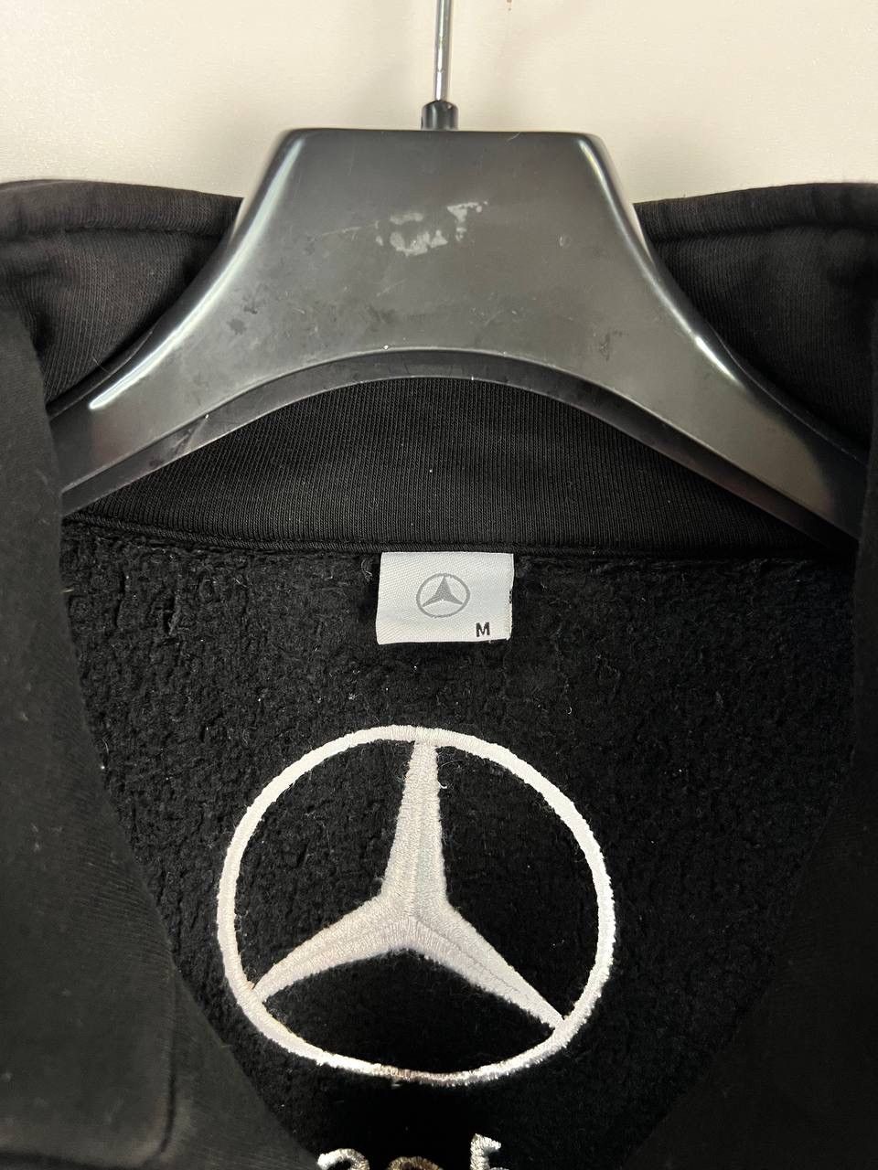 Malcolm McLaren McLaren Mercedes Benz racing zip sweatshirt size M Size US M / EU 48-50 / 2 - 4 Thumbnail