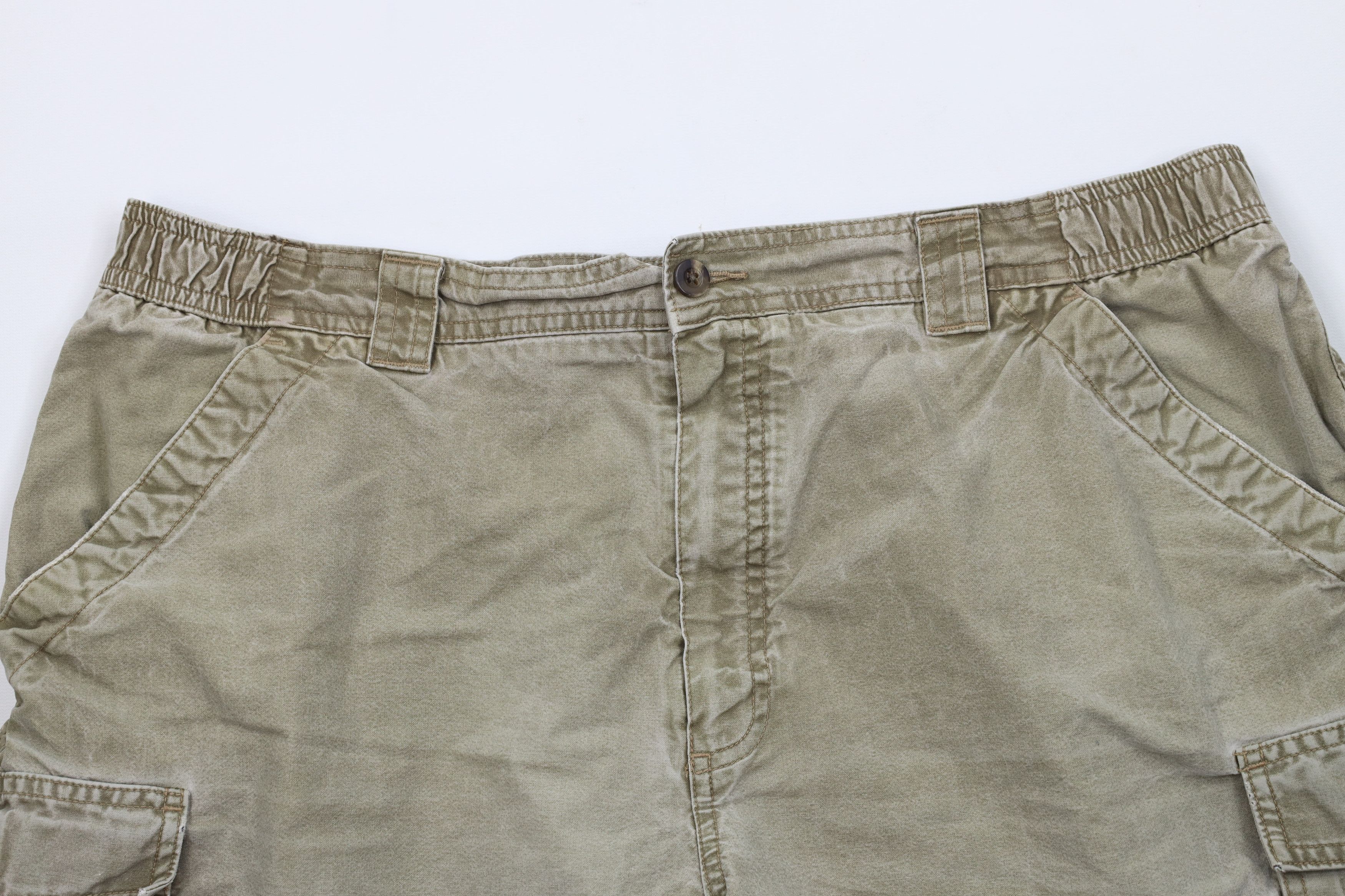 L.L. Bean Vintage 90s LL Bean Faded Stonewash Above Knee Cargo Shorts Size US 38 / EU 54 - 2 Thumbnail