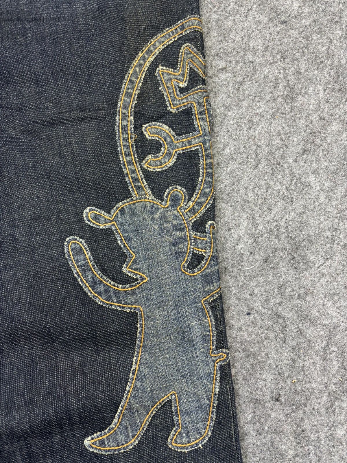 Jean Charles De Castelbajac Archival CASTELBAJAC Mammoth Patch Logo Stretchy Denim F889 Size US 34 / EU 50 - 3 Thumbnail