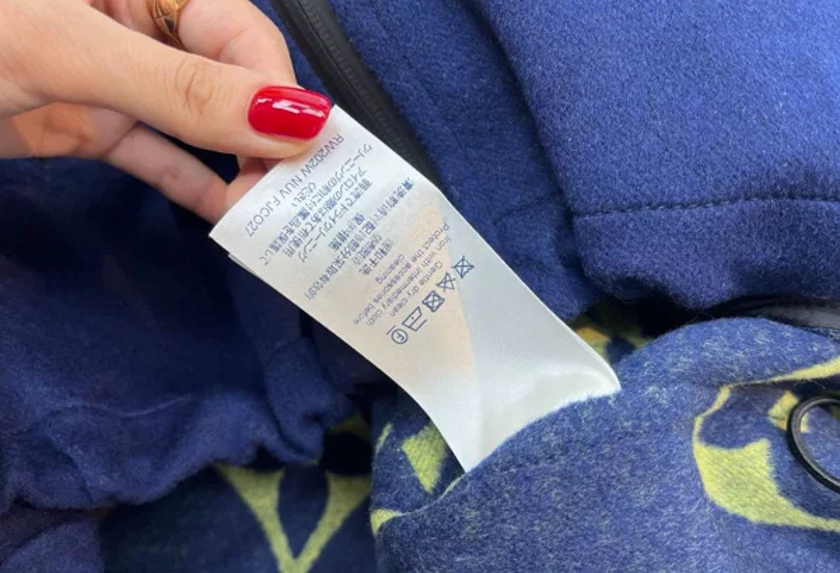 Louis Vuitton Louis Vuitton blue hooded wool jacket2412-Nextarrow Size US S / EU 44-46 / 1 - 4 Thumbnail