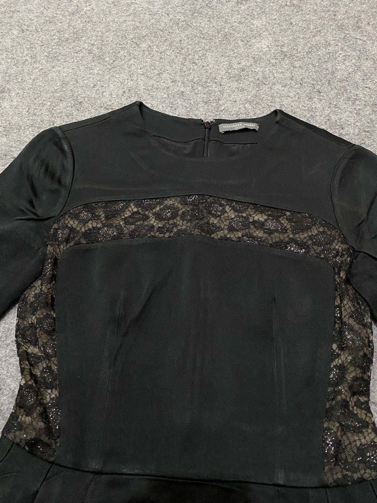 Alexander McQueen Alexander McQueen Black Lace Blouse Size XS / US 0-2 / IT 36-38 - 3 Thumbnail