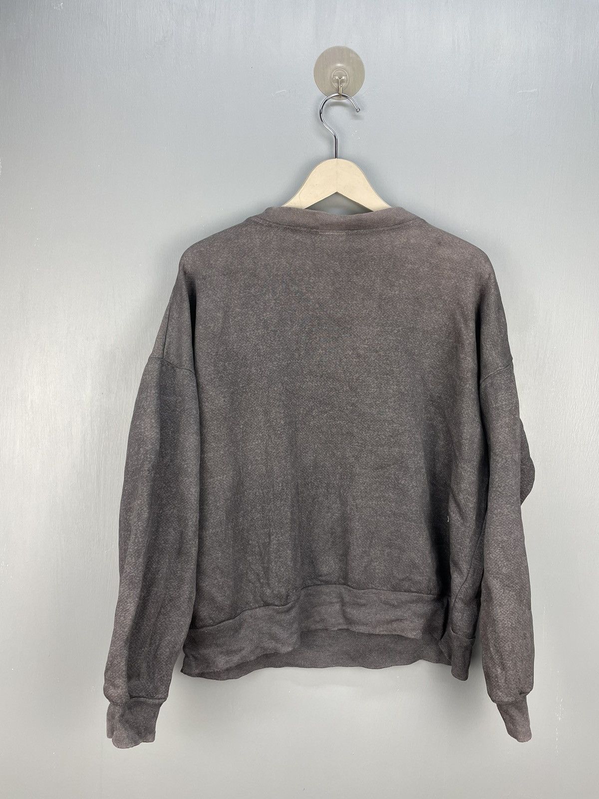 Vintage Vintage 90s Garth Wear Embroidery sweatshirt Size US L / EU 52-54 / 3 - 2 Thumbnail