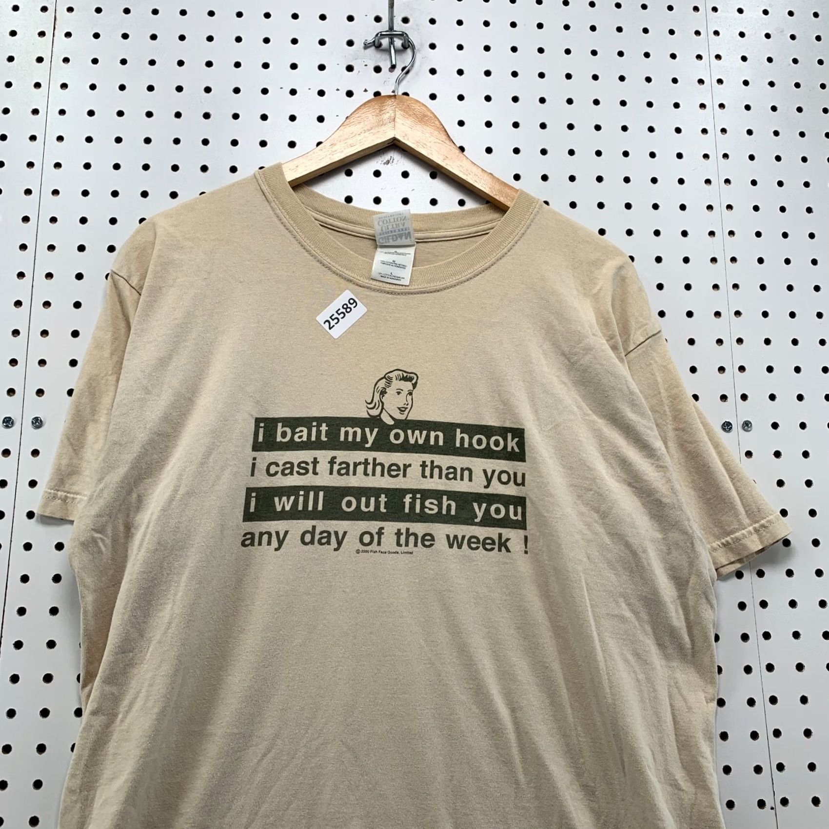 Gildan Vintage Y2k Fishing Shirt Tan Funny Bait Quote Adult Large Outdoors 22x28.5 Size US L / EU 52-54 / 3 - 2 Thumbnail